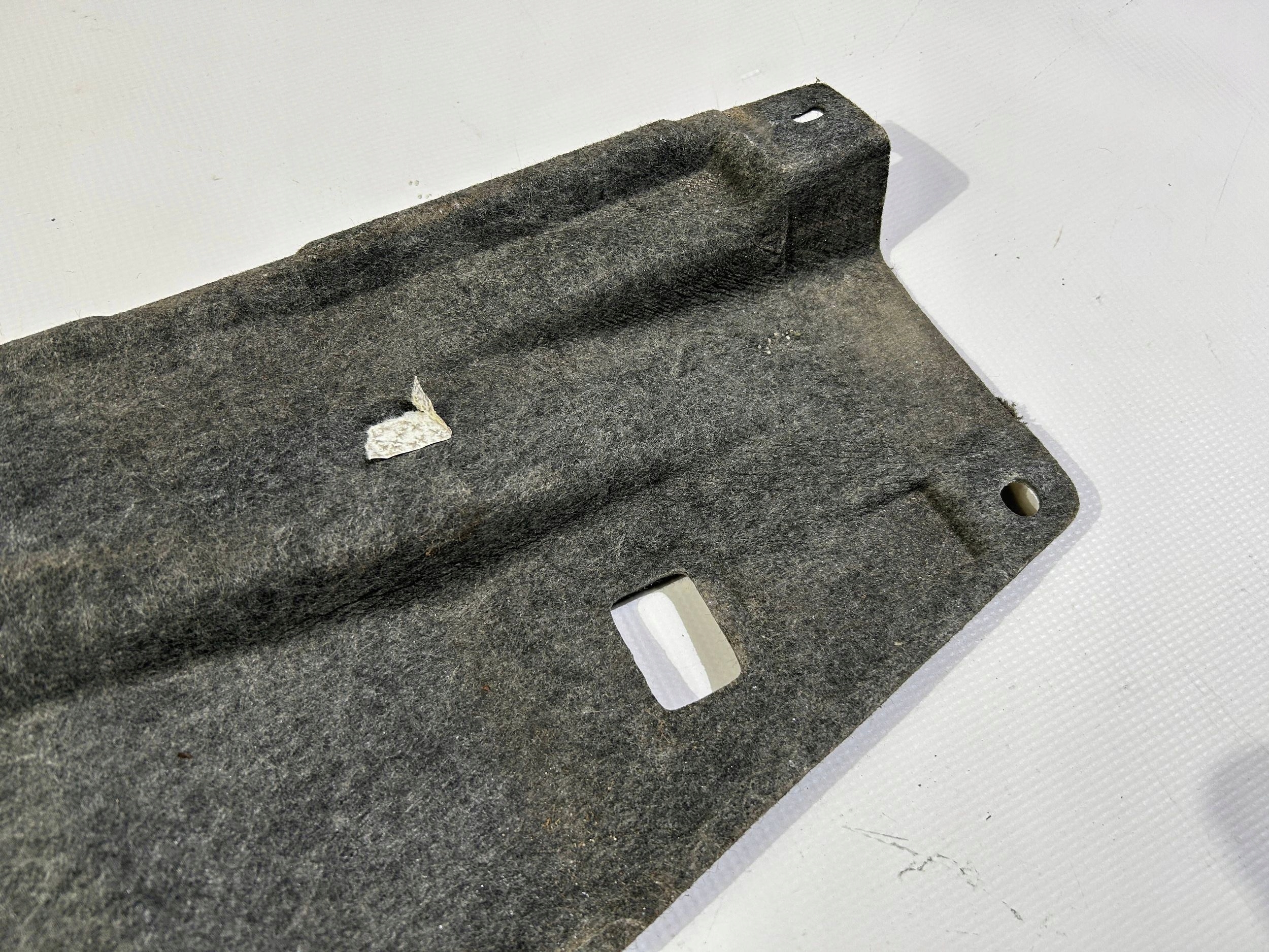 cover side lower chassis cover left Chrysler Pacifica 2017