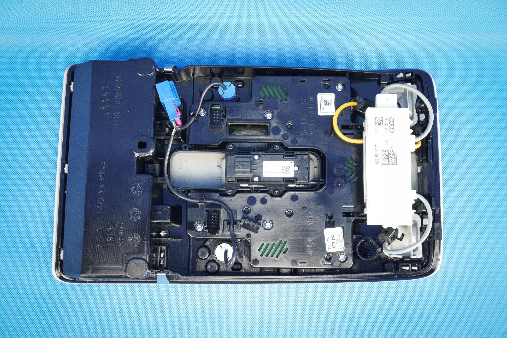 Oswietlenie interna LED Audi A6 A7 4G0947135F ET1