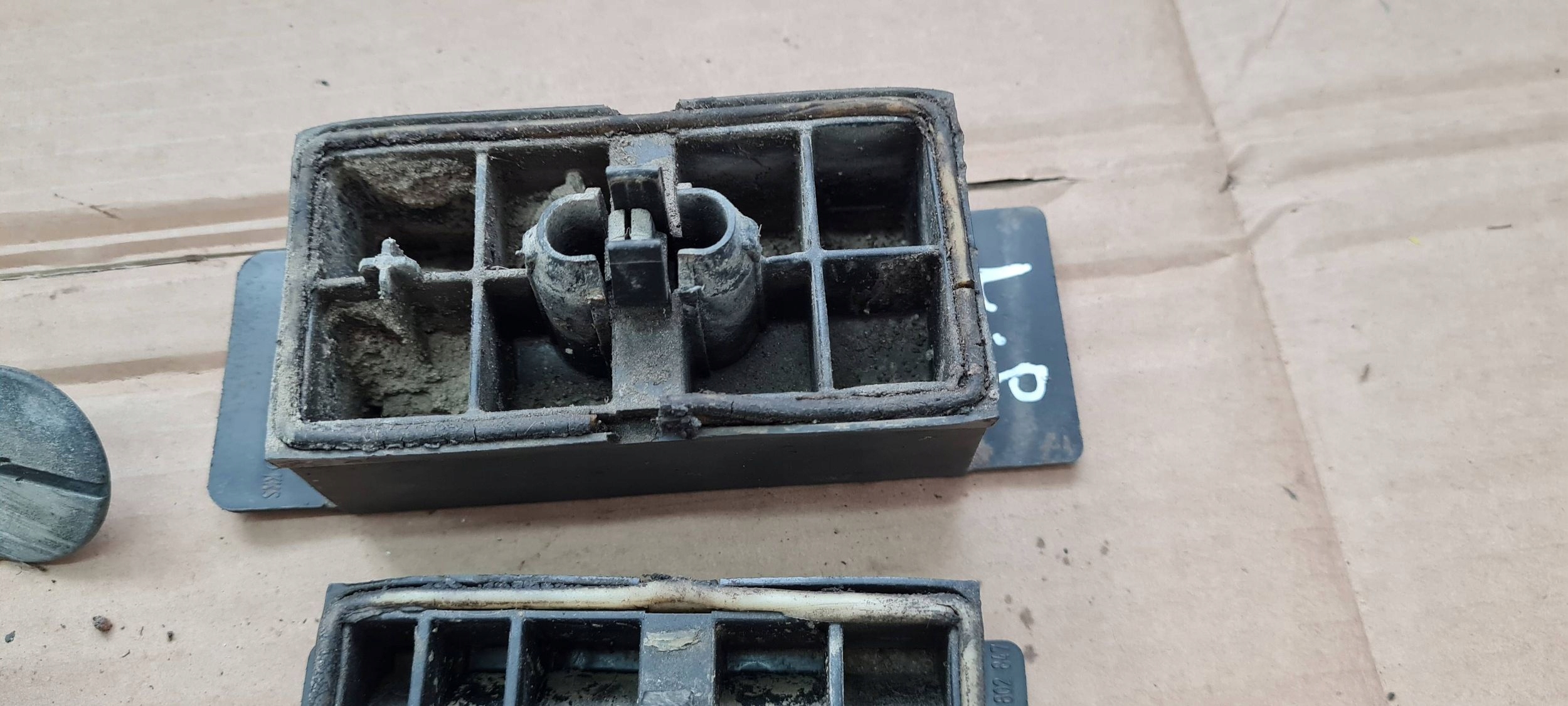 A7 4G S7 bracket holder mouldings PROGOWEJ 4G0802845 4G0802847 A6 C7 4G