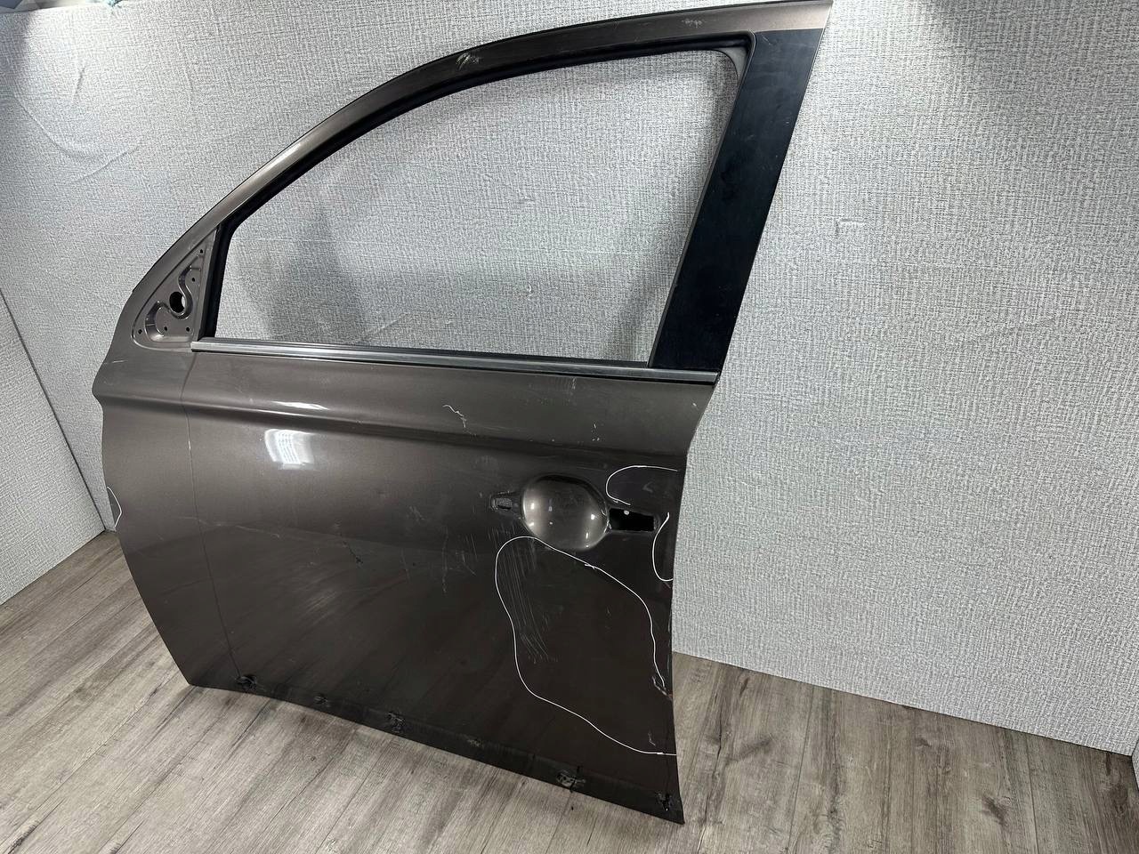 MITSUBISHI OUTLANDER III 2012-> door left front