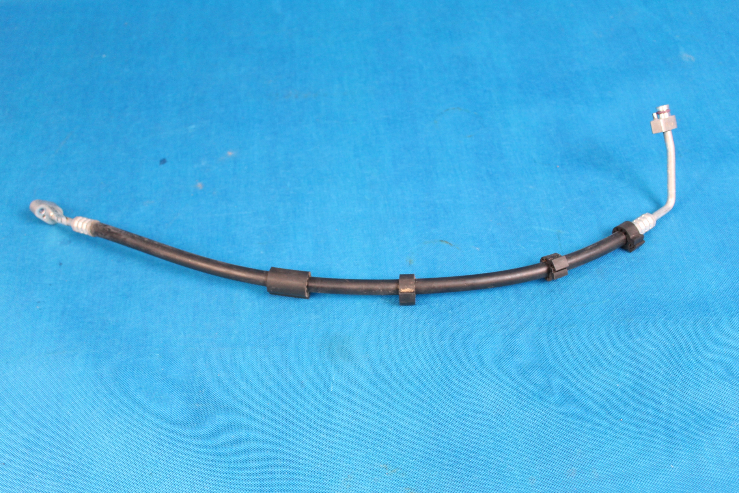 8W0816741AJ - AUDI A4 b9 кабель кондиціонера Європа 16R