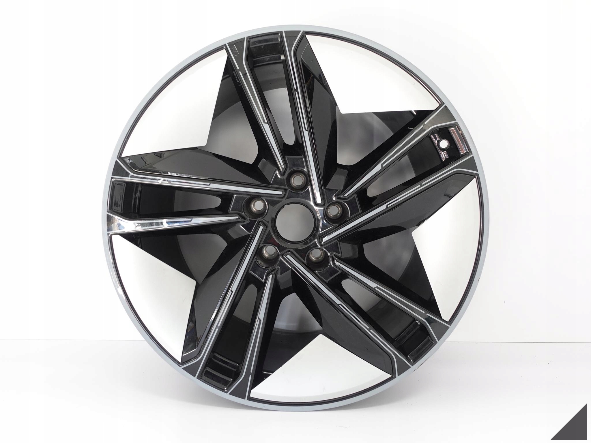 AUDI E-TRON GT RS 4J3 20- disk 11,5X21 ET66 5X112