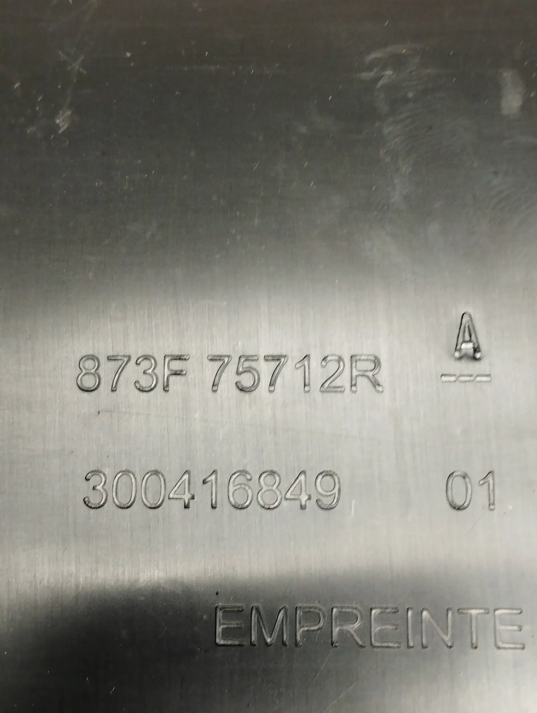 Renault Grand scenic IV SCHOWEK PÓŁKA 873F75712R Numer katalogowy części 873F75712R