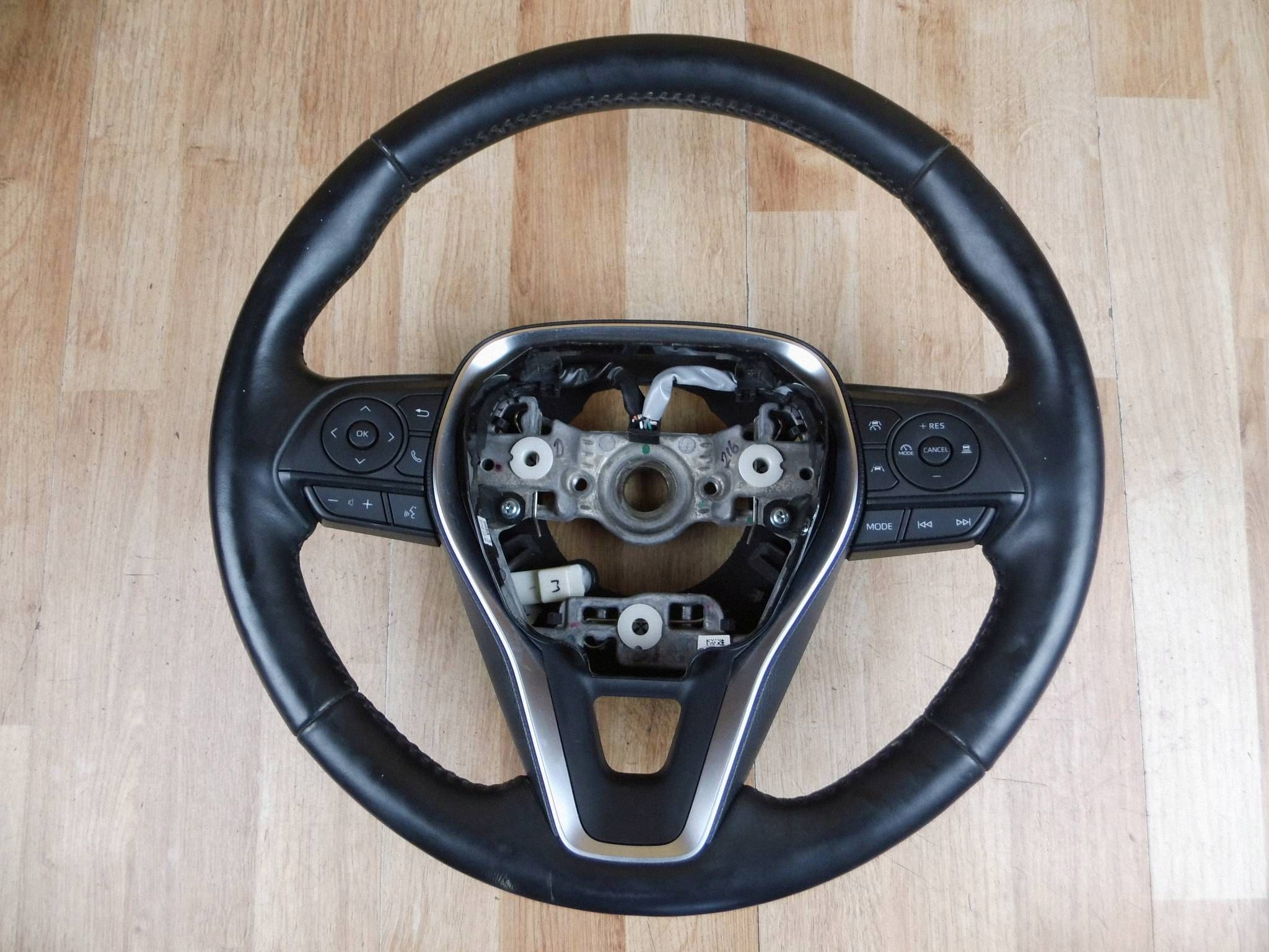 Toyota Corolla E21 2018-2023 steering wheel, heated heated