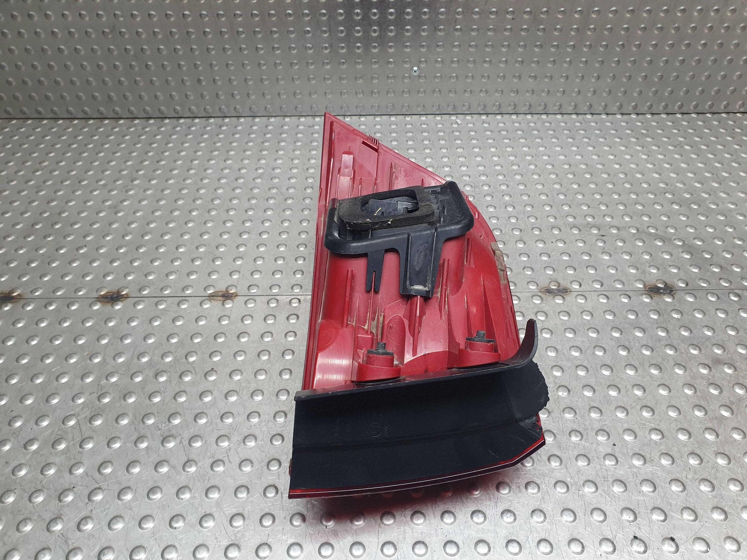 light right rear part 3AF945096C VW PASSAT B7 KOMBI EUROPA