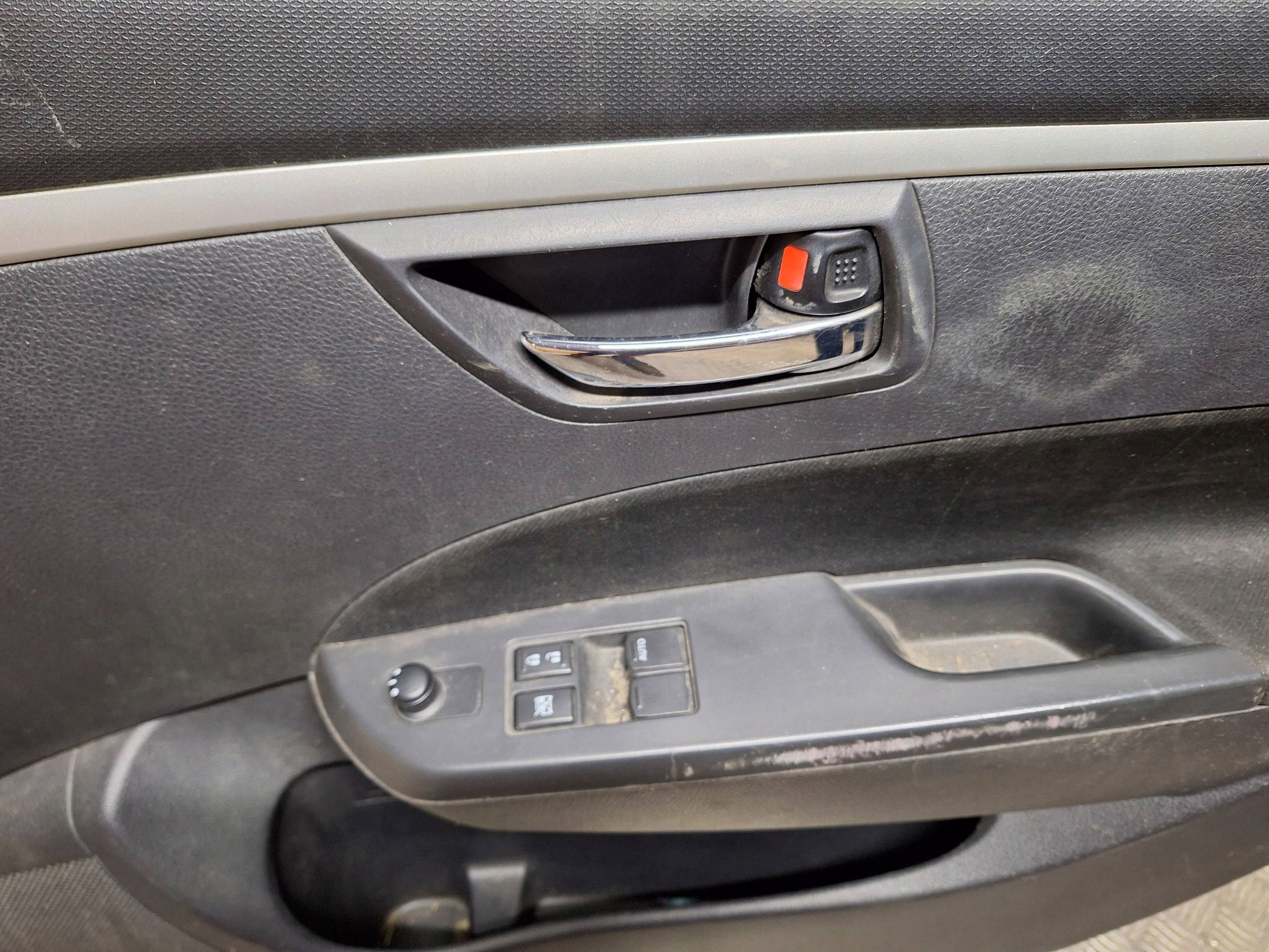 door right front SUZUKI SWIFT MK7 10-17 complete