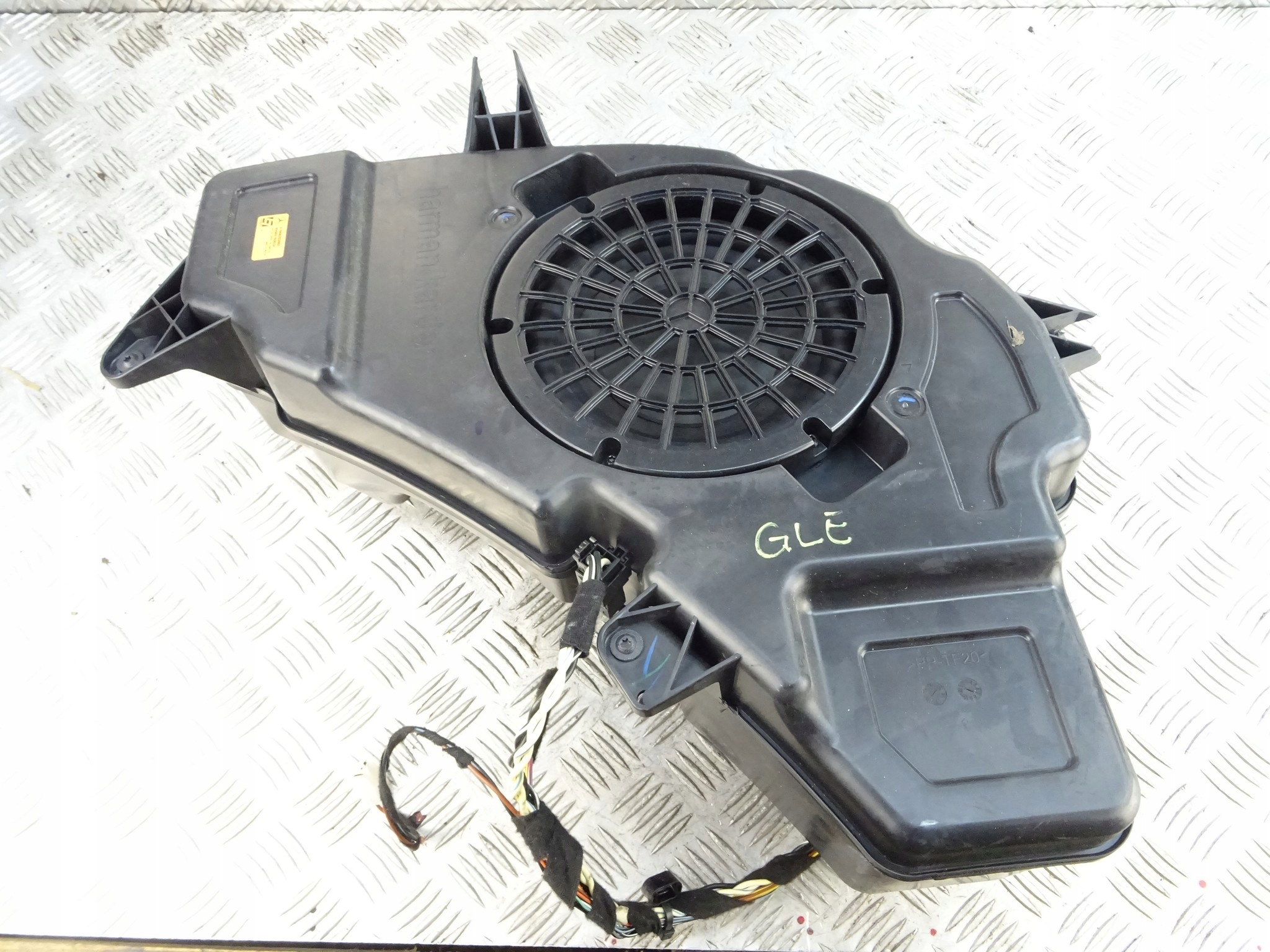 MERCEDES GLE W166 C292 SUBWOOFER A1668203002