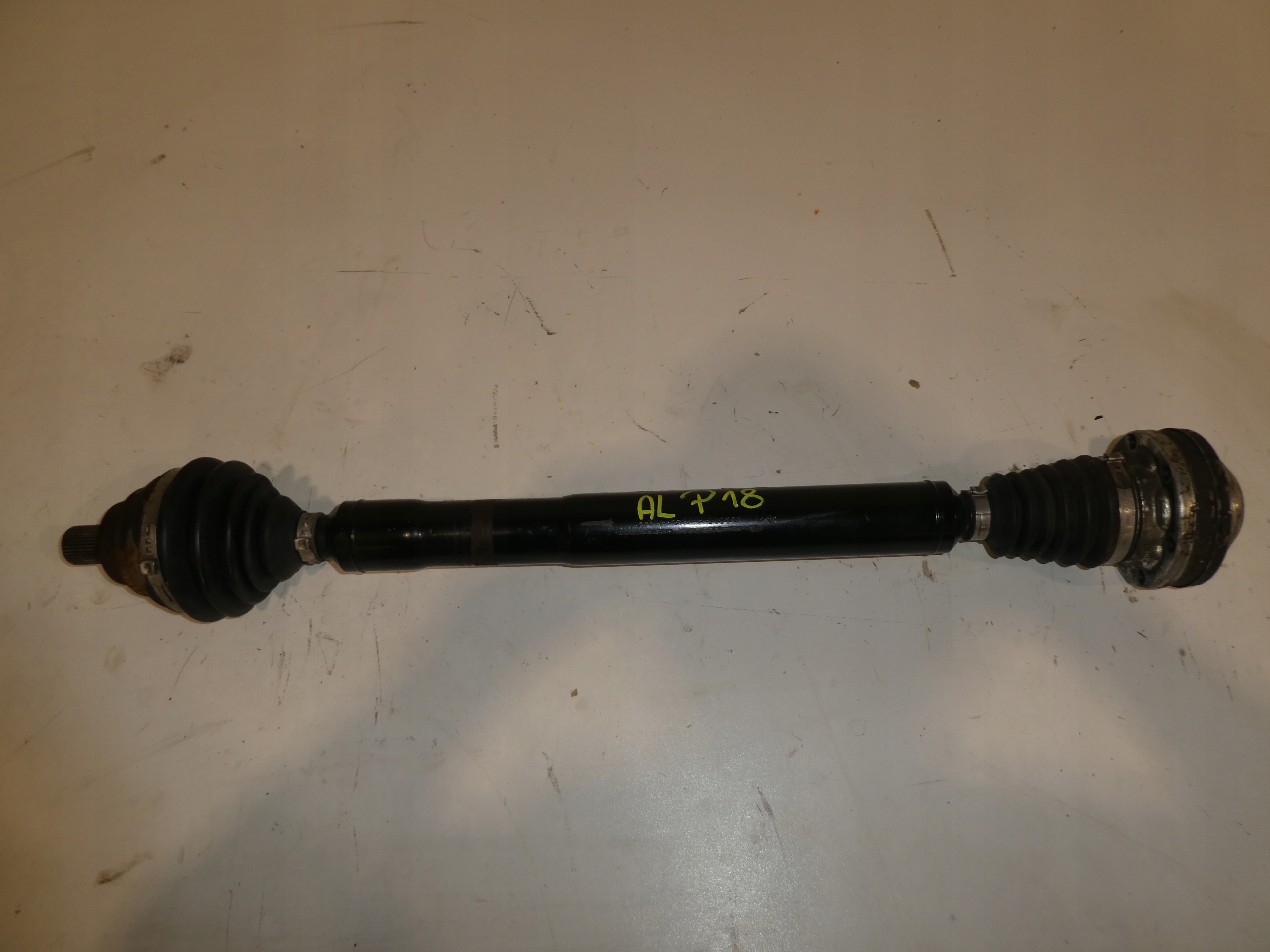 semi-axis right front AUDI SEAT SKODA 1K0407272RE
