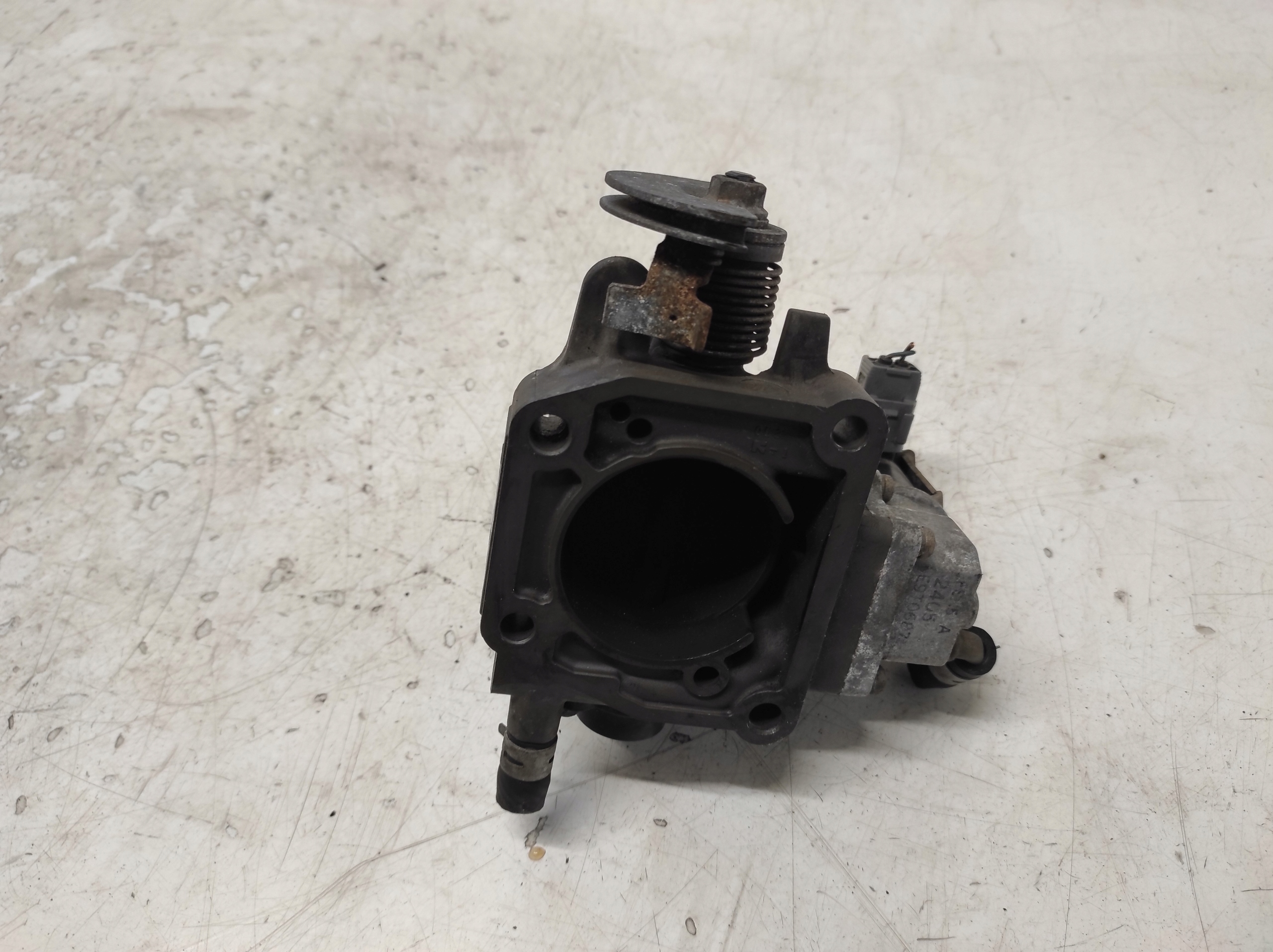 mazda PREMACY 99- 1.8 ДРОССЕЛЬНАЯ ЗАСЛОНКА