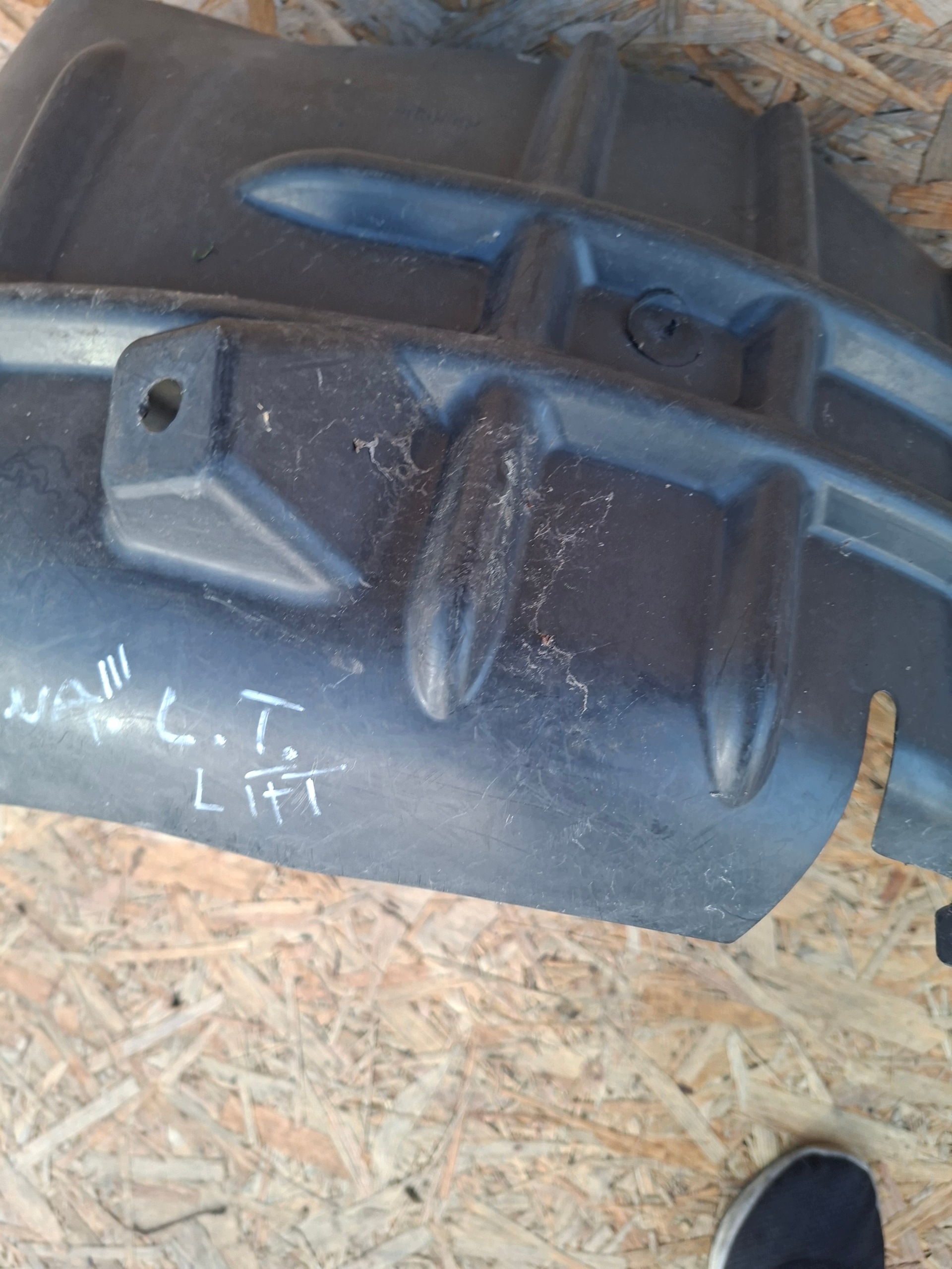 mudguard rear part rear. left RENAULT LAGUNA III LIFT