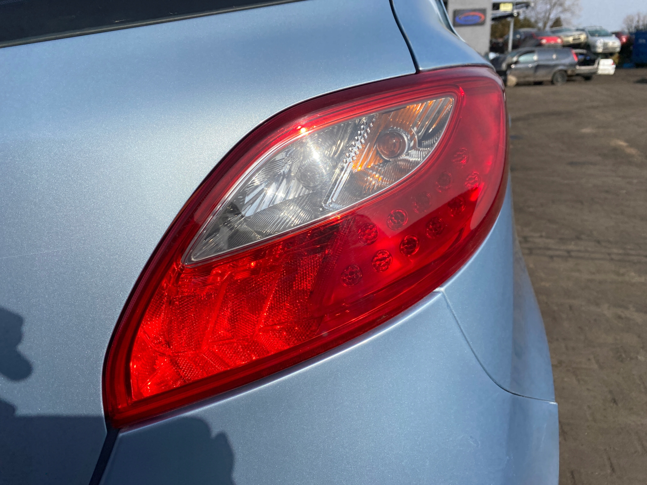 Mazda 2 II 07-15 light right rear rear part
