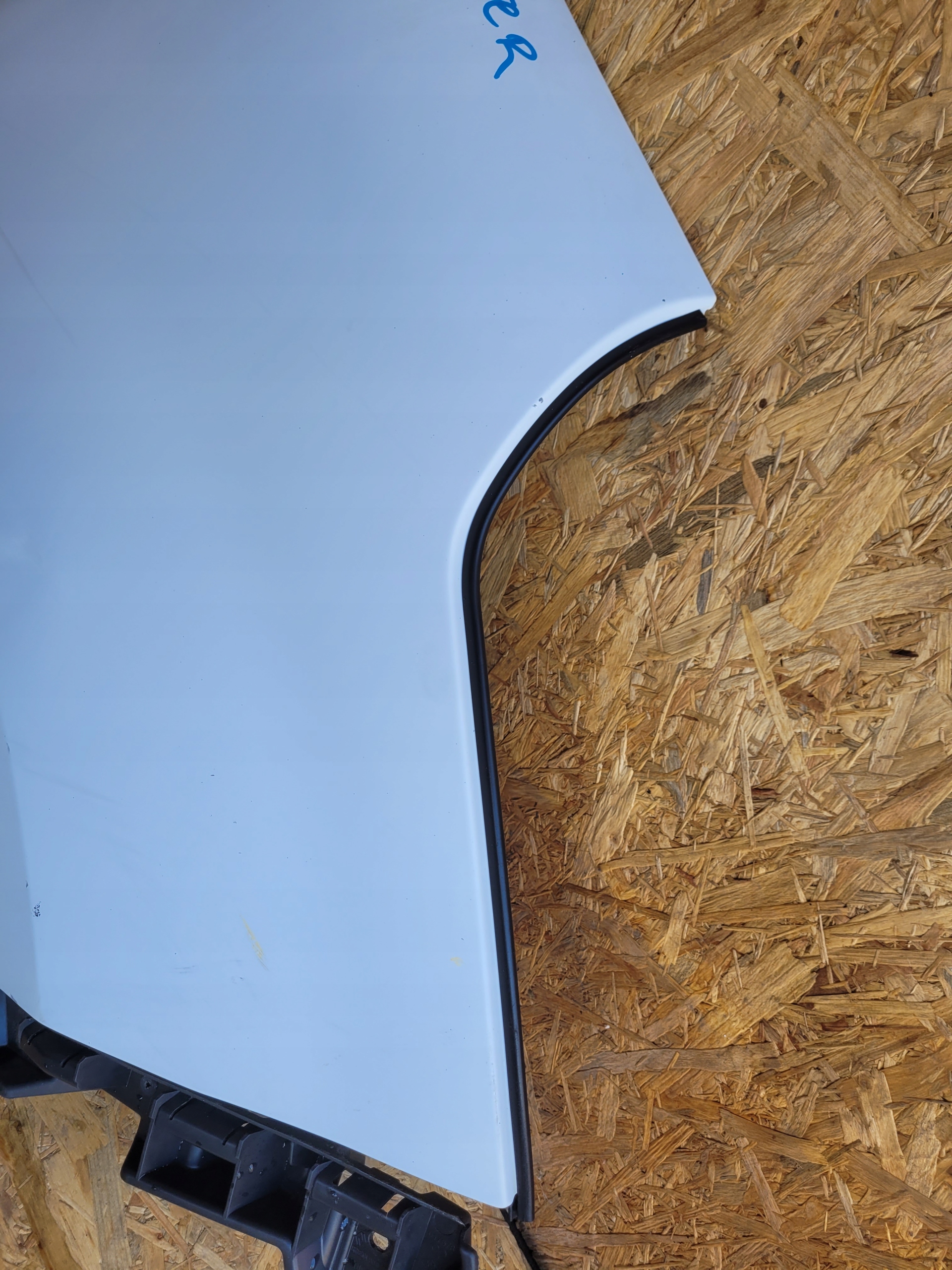 fender front front right RENAULT MASTER MOVANO B