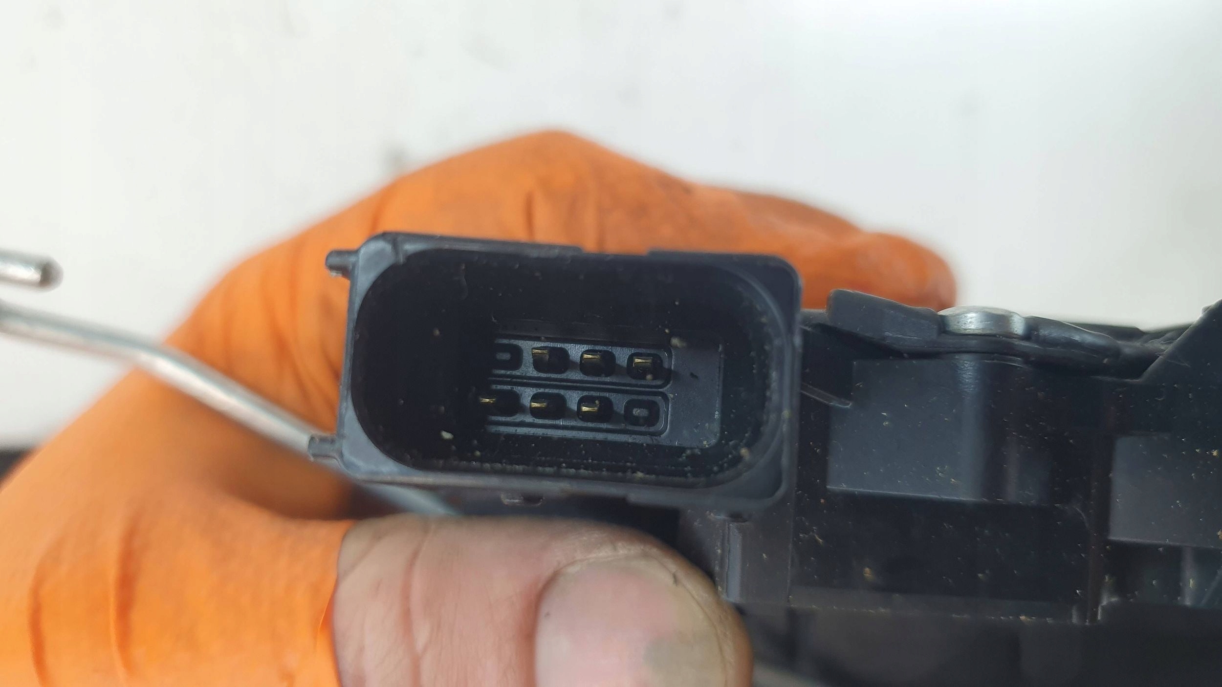 Opel Meriva B lock door przednich right front