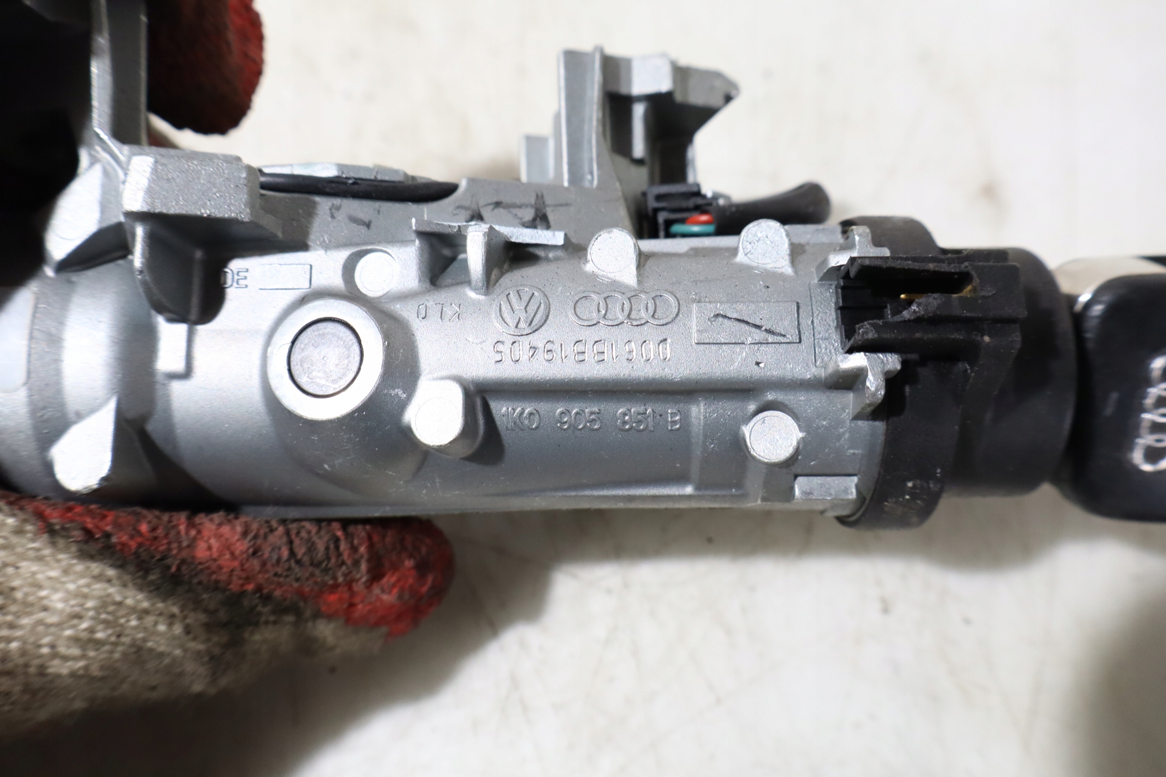 STACYJKA AUDI A3 8P Numer katalogowy oryginału 1K0905851B