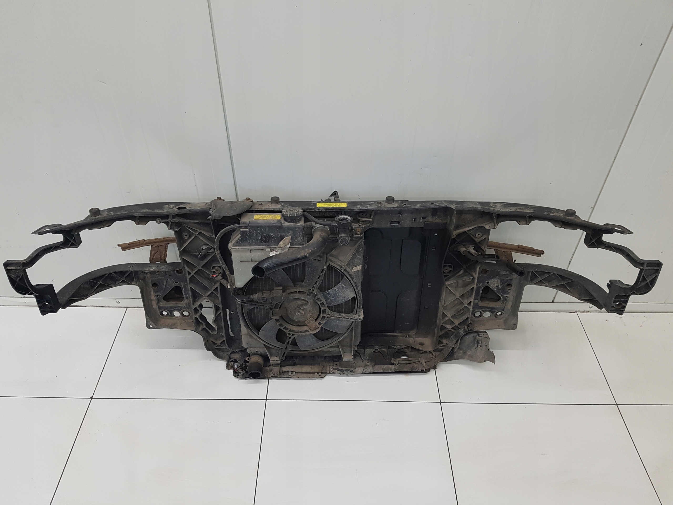 support panel for radiators KOMPLET Z CHLODNICAMI HYUNDAI GETZ 1.1 B