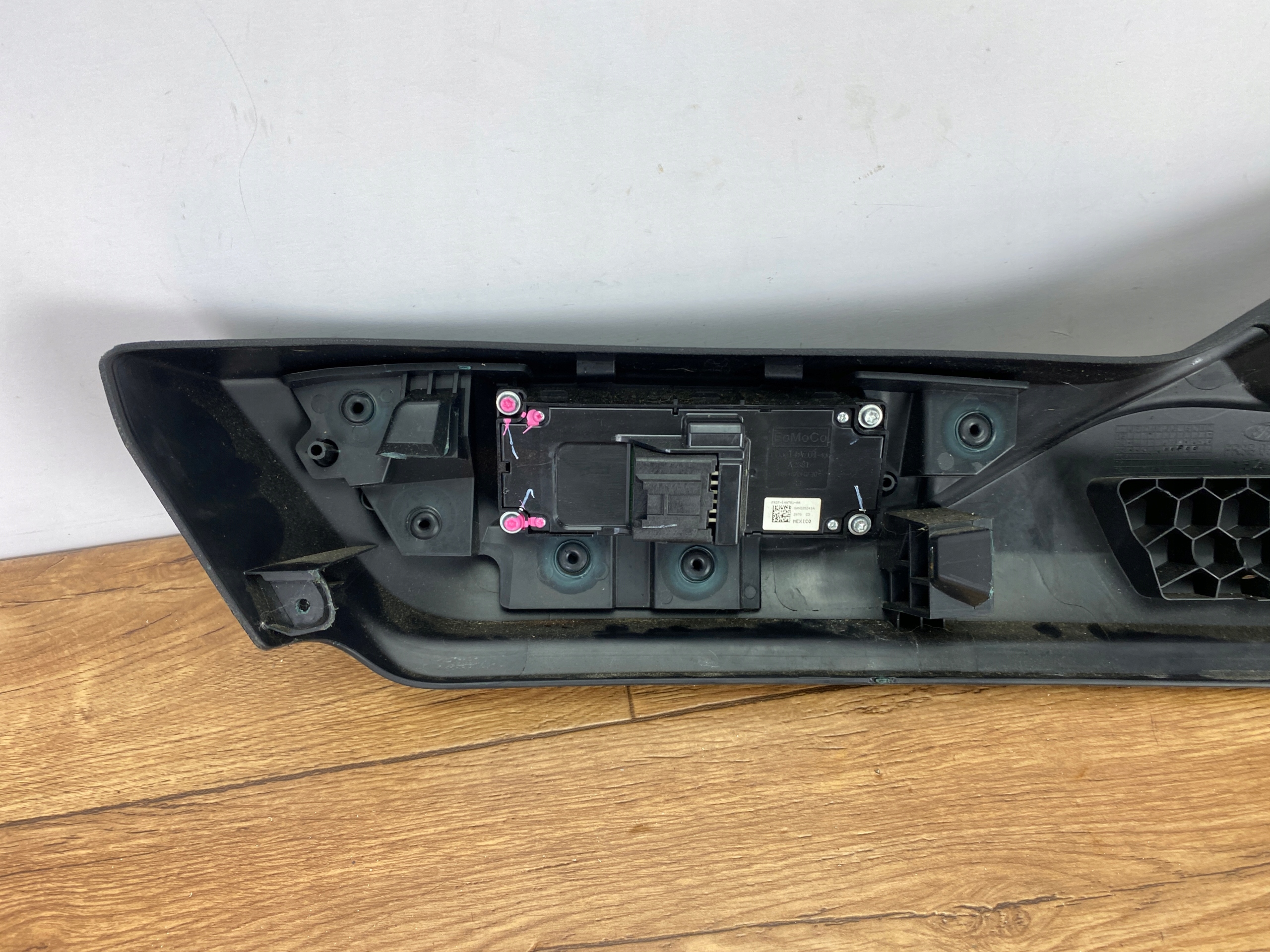 right cover side side seat Ford Mustang VI 2015+ USA