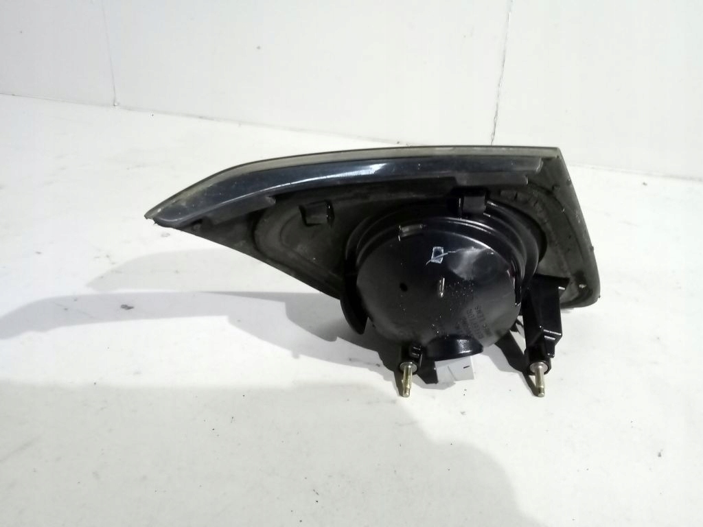 Mazda 3 BK HB lift light left rear part rear to the bonnet