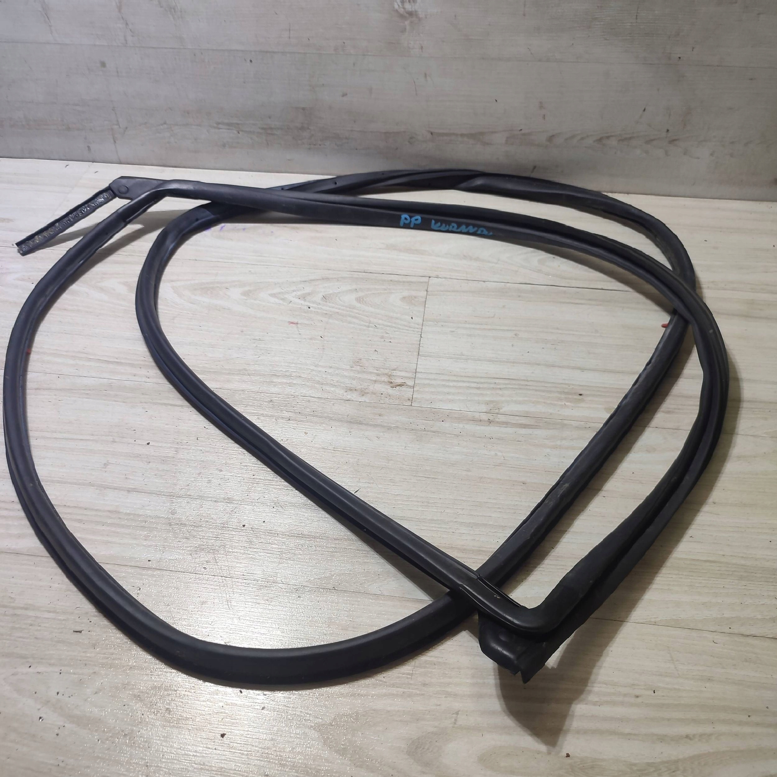 gasket door przednich front right SsangYong Korando