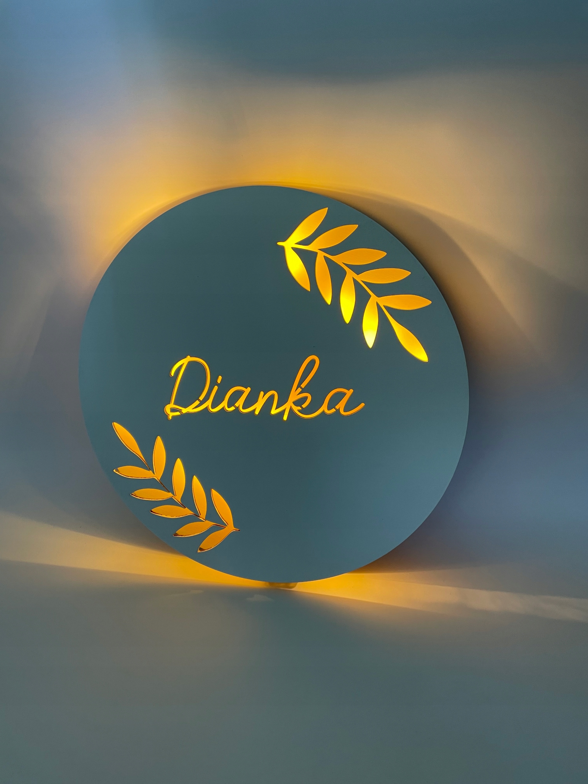 LAMPKA NOCNA LED Z IMIENIEM NA BATERIE 30cm Marka inna marka