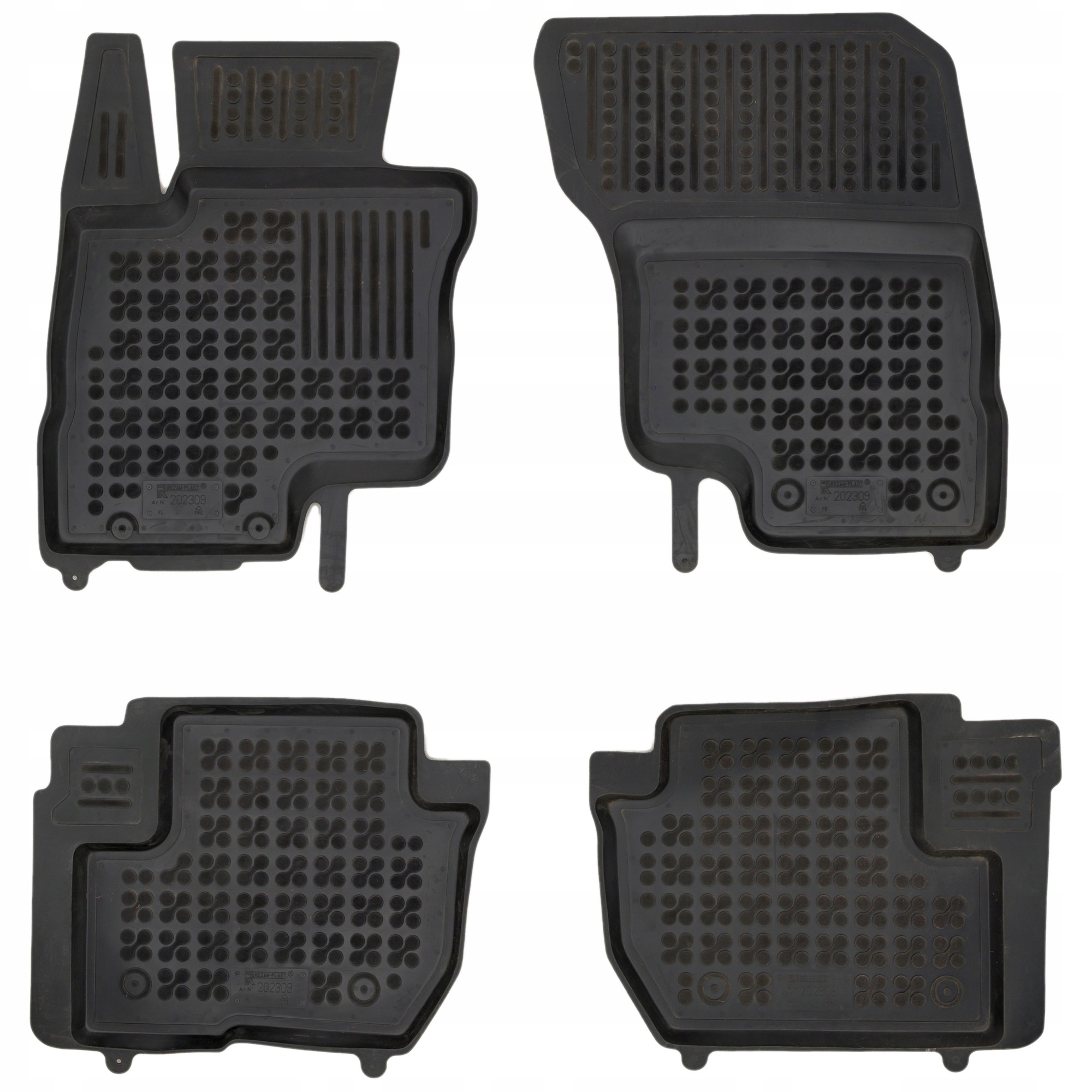 Gumové koberce Mitsubishi Eclipse Cross od roku 2021