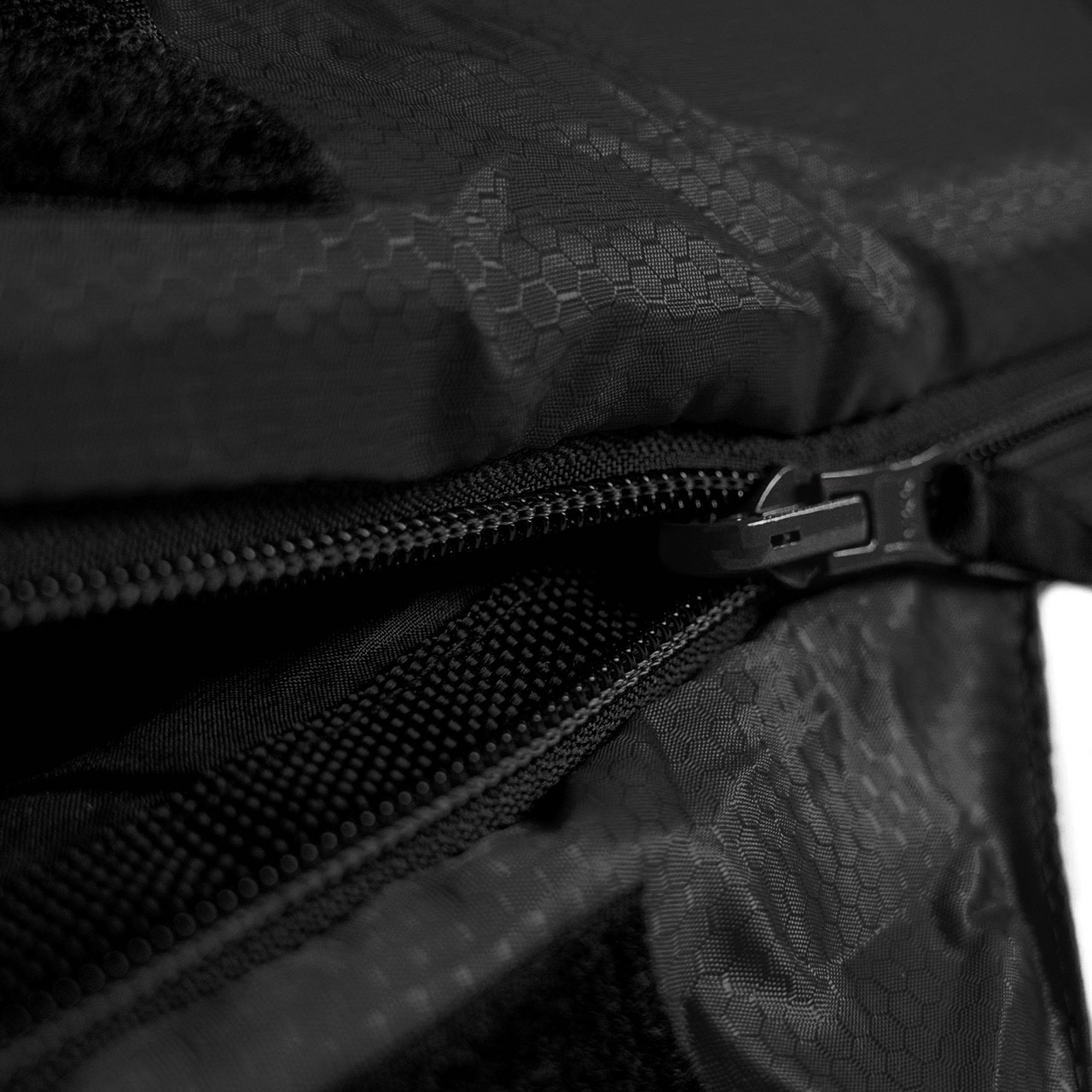 MARKOWY CIEPŁY ŚPIWÓR 2w1 ALPINUS CLASSIC WARM 1500 do -15st Model Classic Warm 1500