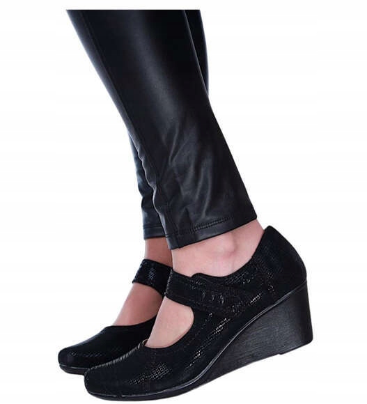 Buty damskie czółenka za paskiem na stabilnym koturnie 15130