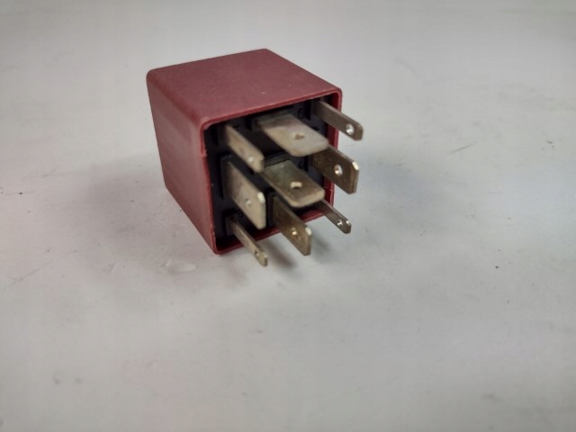 PRZEKAŻNIK VOLVO FM12