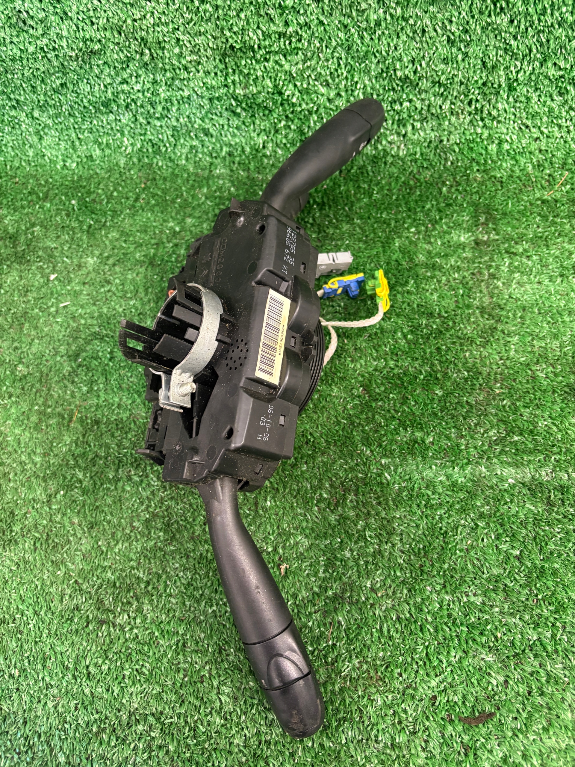 Commodo essuie glace PEUGEOT 206 96605672XT
