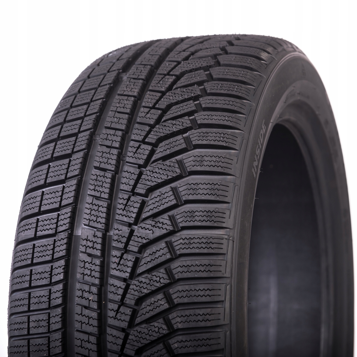 4X зимние шины 235 / 60R18 Hankook W320 107H XL