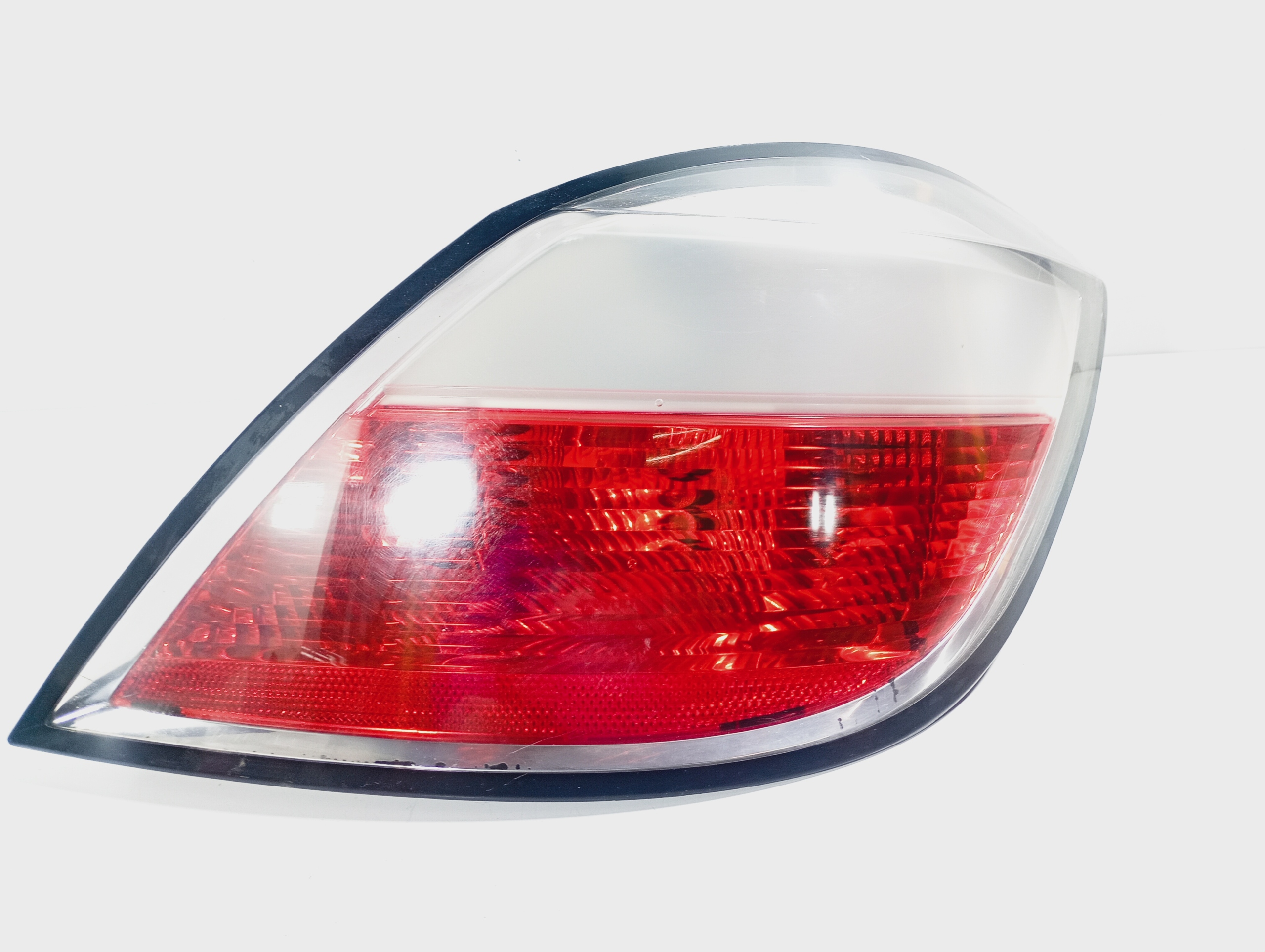 light right rear rear part OE 24451837 Opel Astra H 04-10