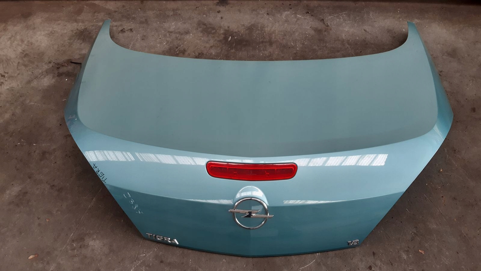 trunk door boot Opel Tigra B Z397