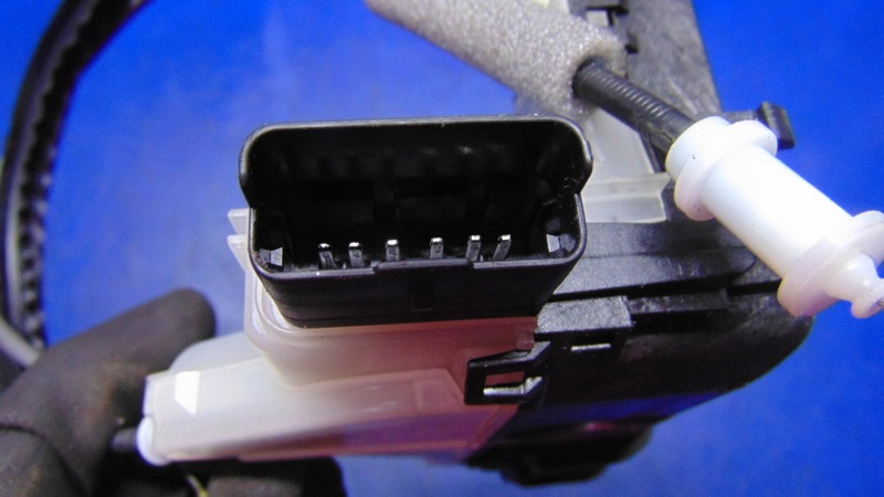 lock door left front 6 PIN FIAT DOBLO III COMBO E BERLINGO PARTNER IV