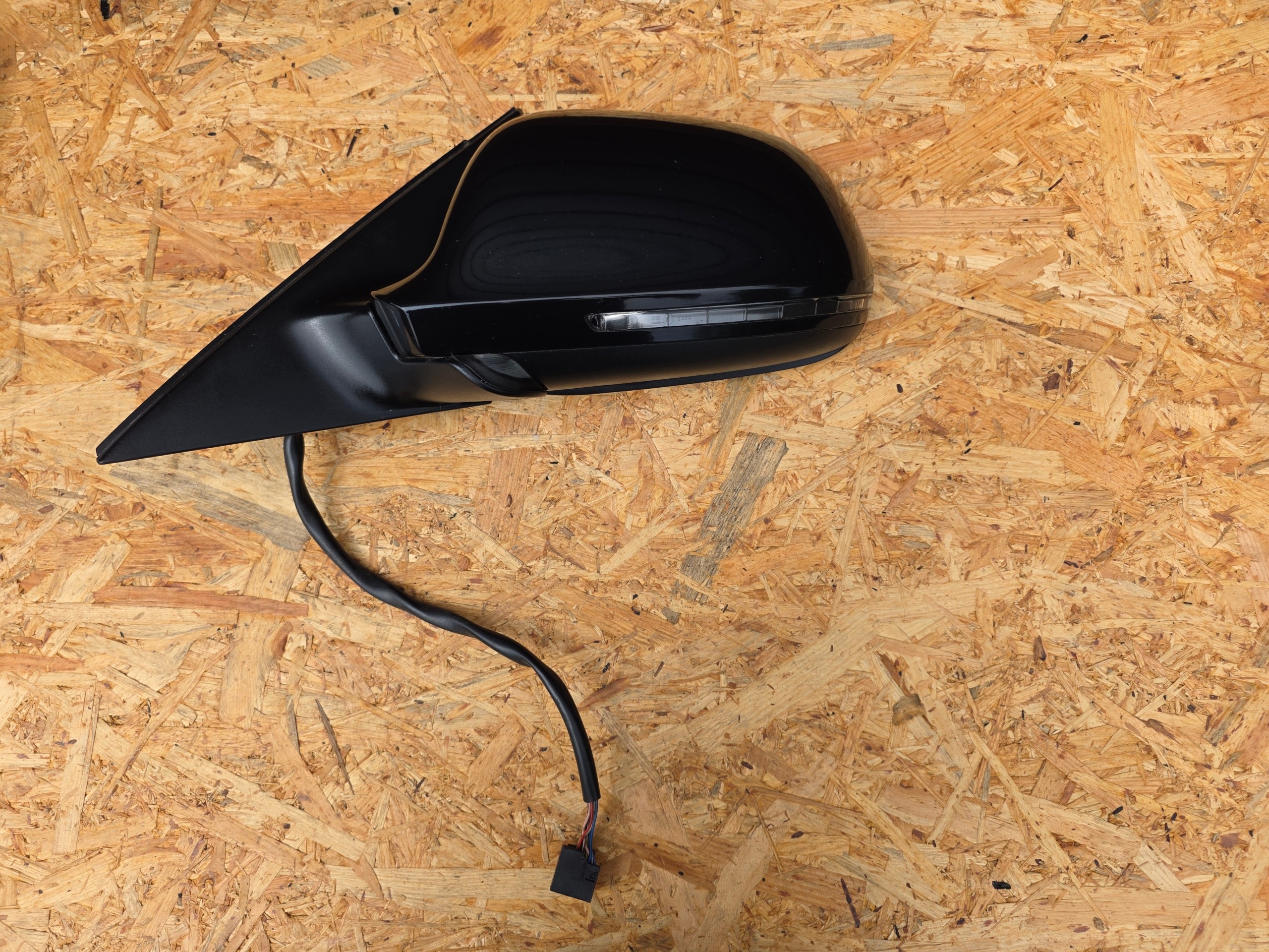 mirror left left Audi A4 B8 10 pin E1020931 Europa