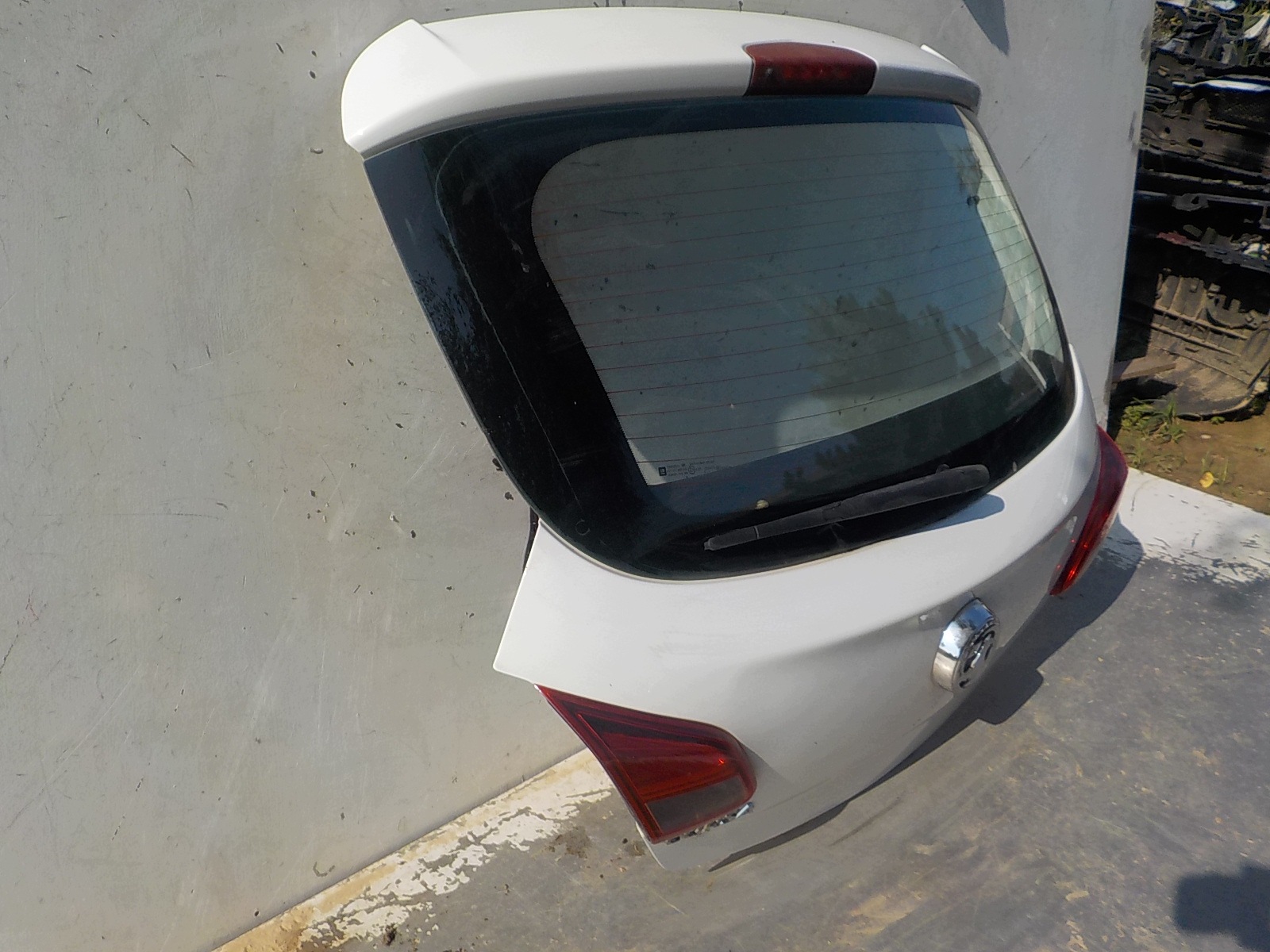 525 OPEL CORSA E 3D 5D boot door rear