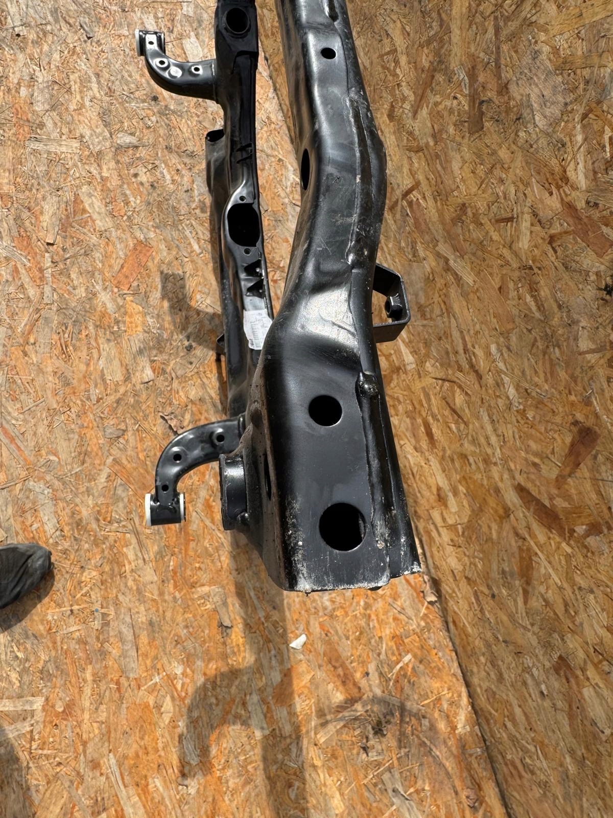 kia NIRO II гибрид подрамник под Двигатель рама перед