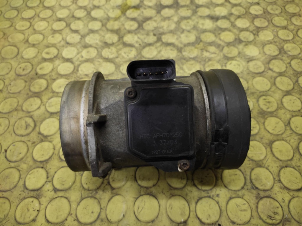 AUDI A6 C5 2.5 TDI flow meter 059906461G