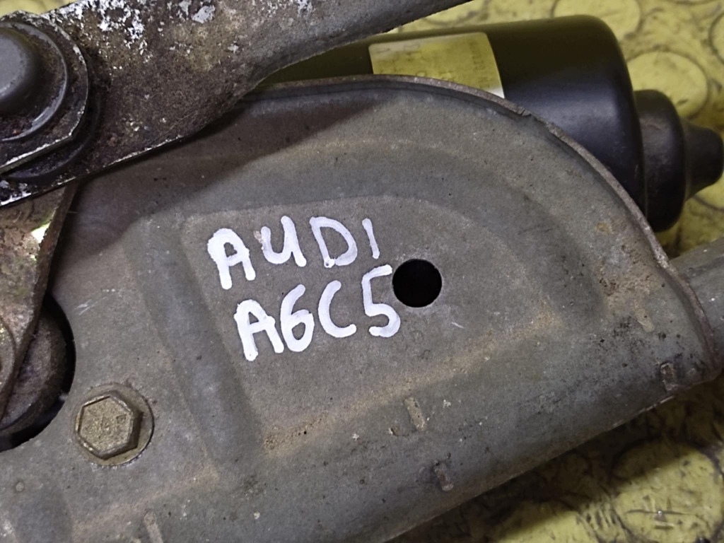 AUDI A6 C5 wiper mechanism front