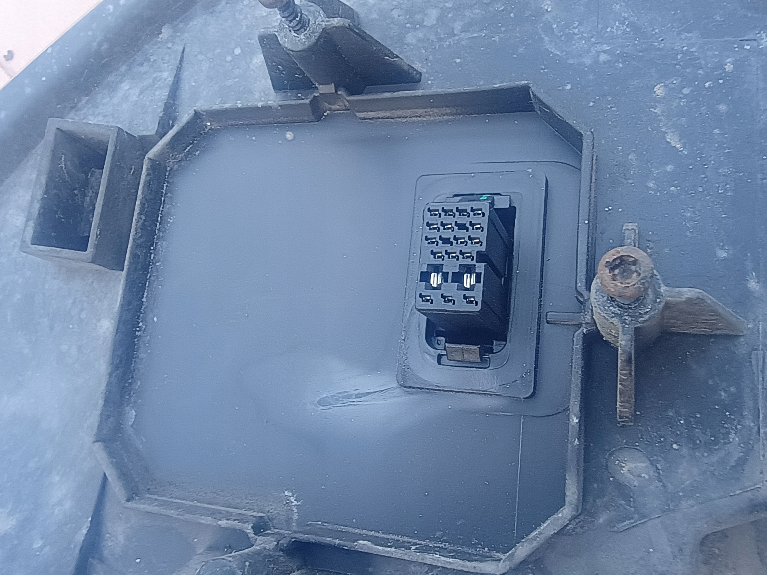 light front left XENON PEUGEOT 407