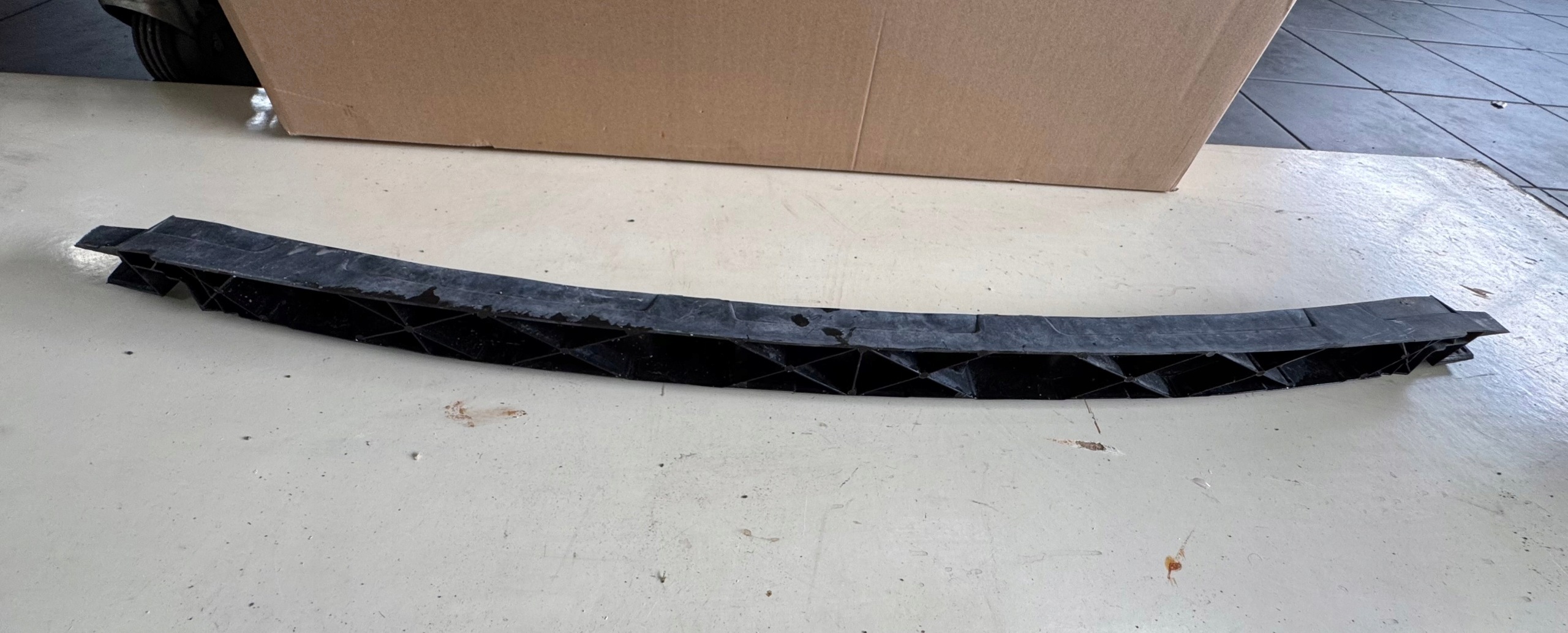 Audi OE 4G5807458 Support montage pare-chocs Arrière A6 C7 S6