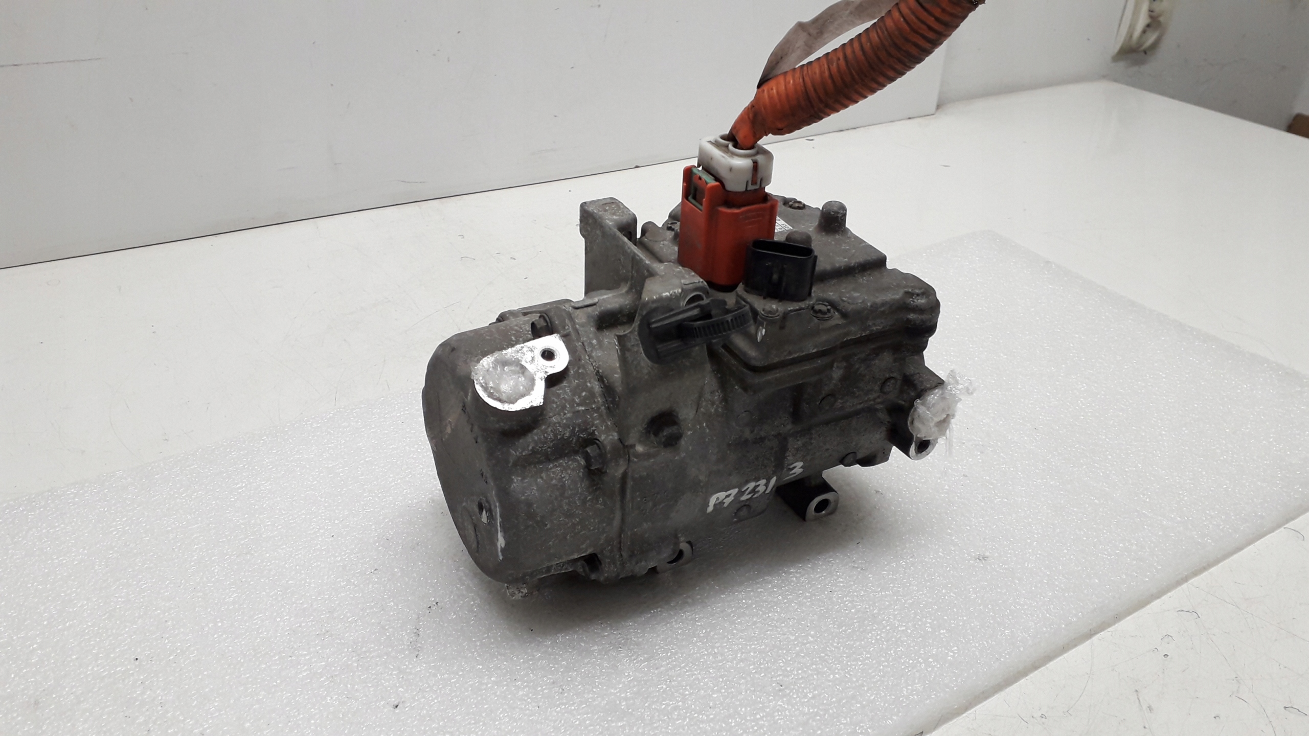 TOYOTA LEXUS SPRĘŻARKA KLIMATYZACJI ES27C