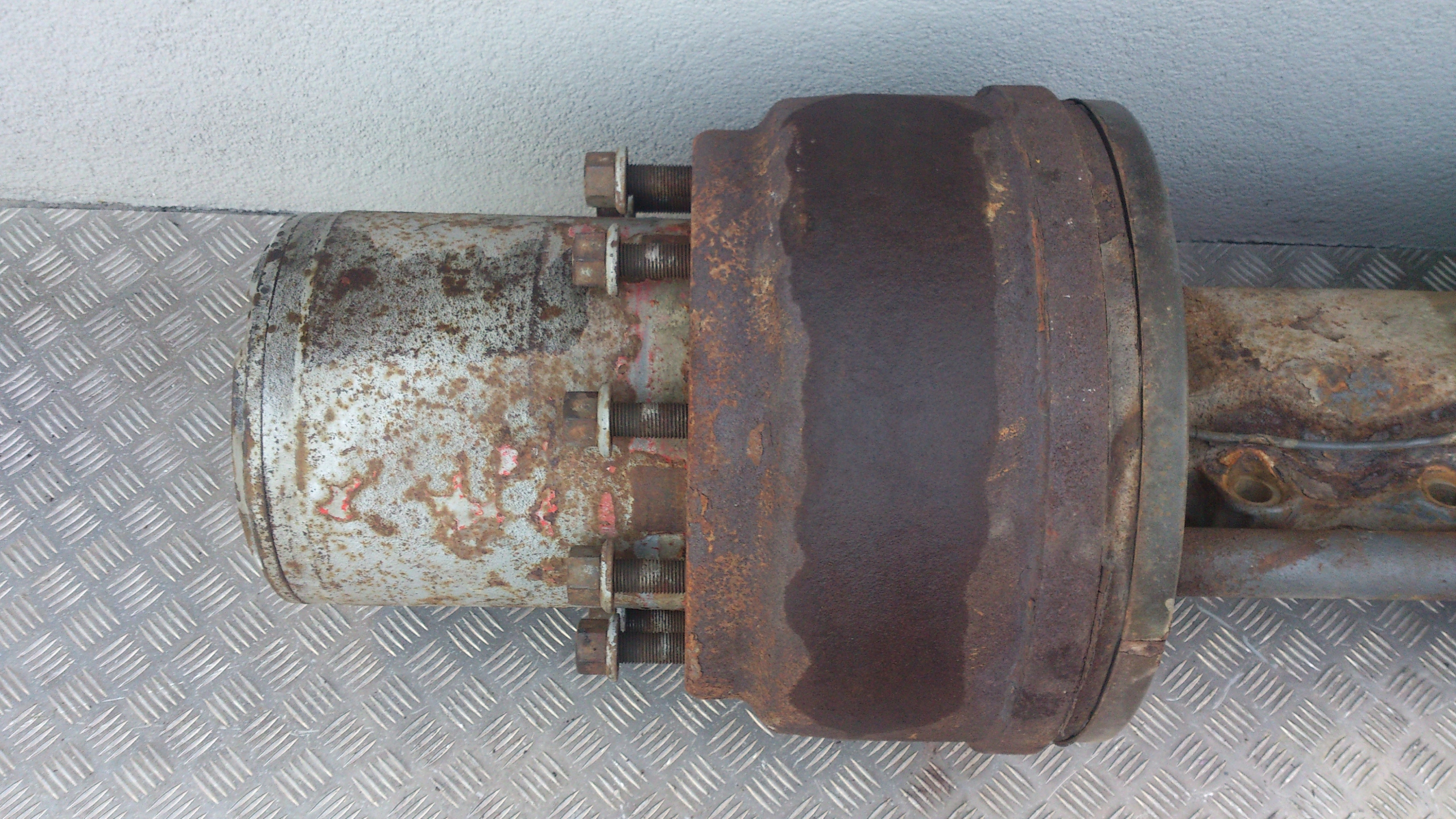 БАРАБАННЕ ГАЛЬМО SCANIA 4 САМОСКИД