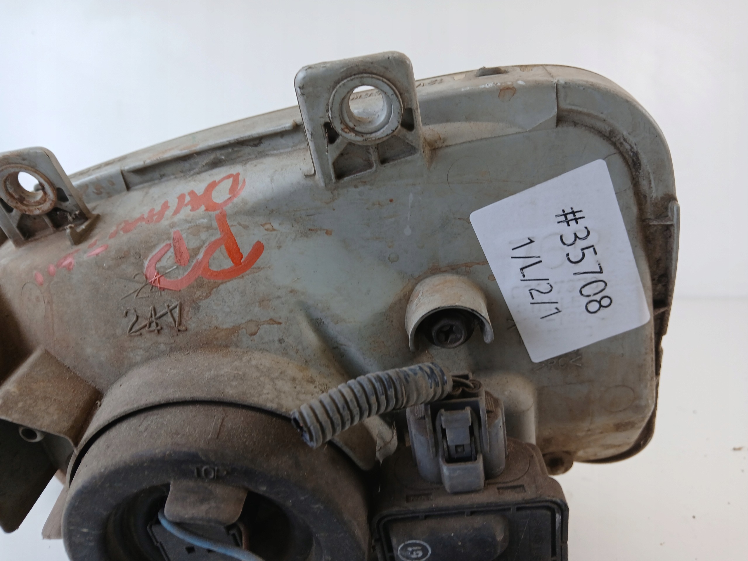 DAIHATSU TERIOS and light right front
