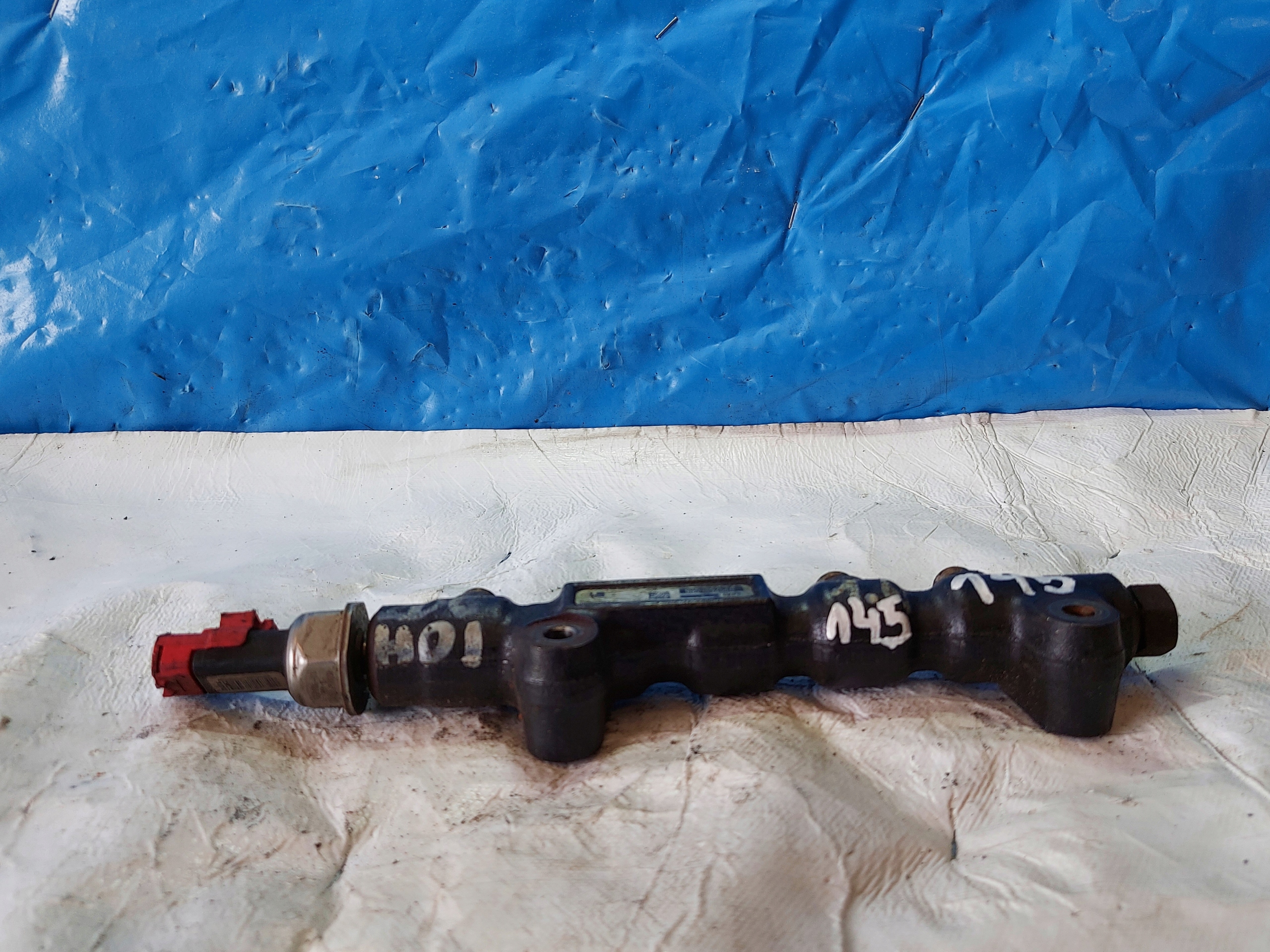 Rampe injection CITROEN C2 1.4 HDI 9654592680