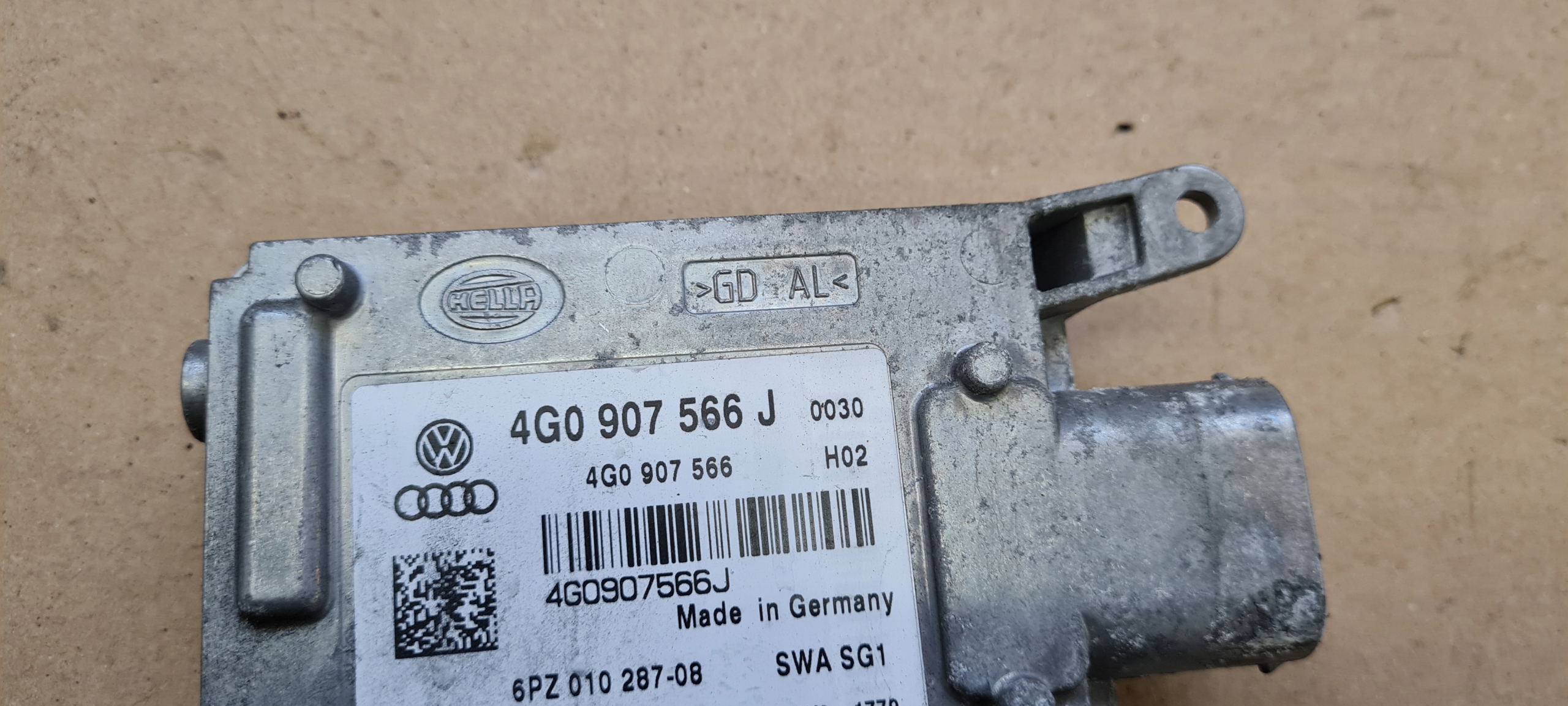 A7 4G ASYSTENT changes supports RUCHU left rear part 4G0907566J A6 C7 4G