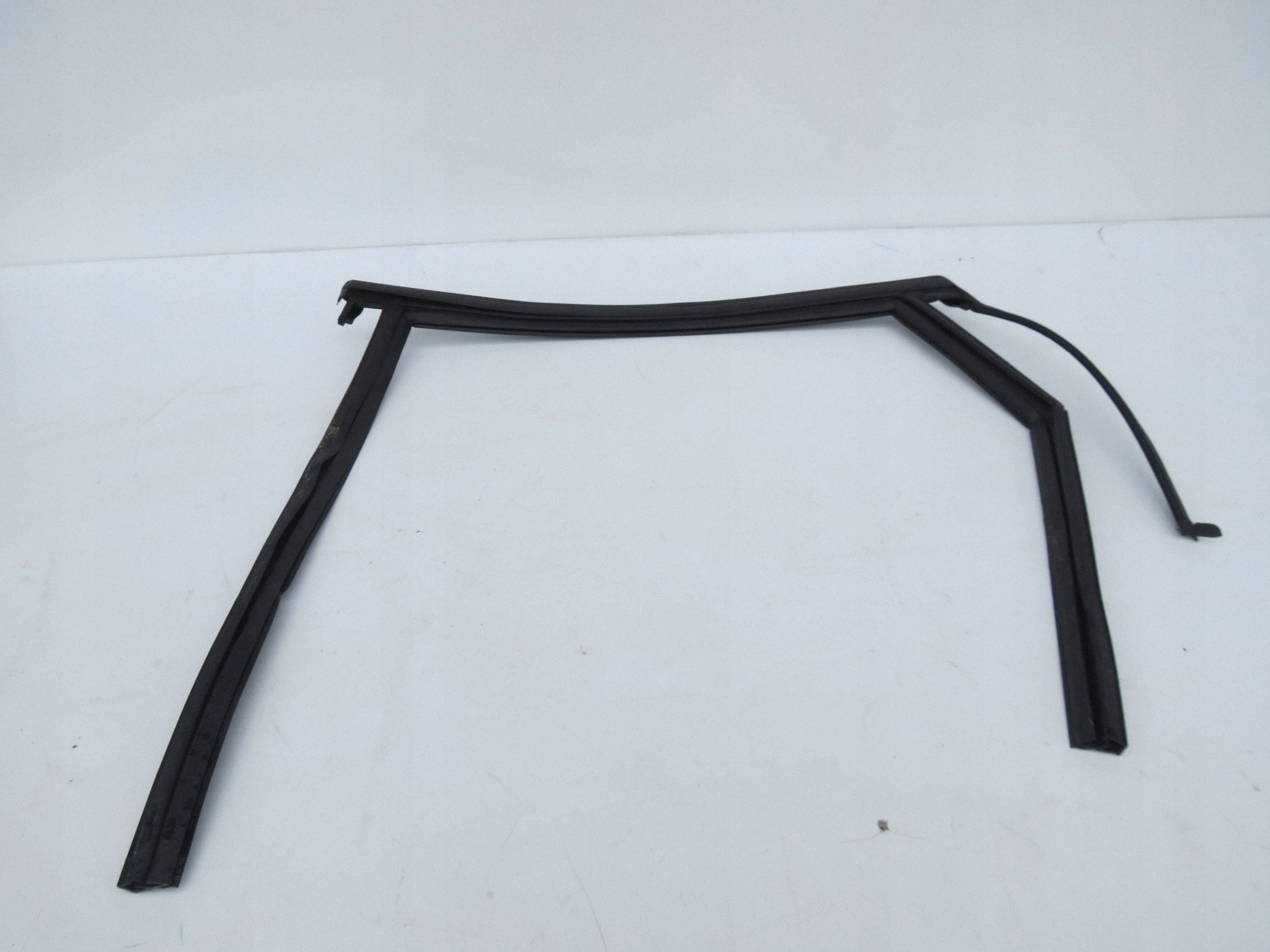 moulding gasket windows left rear part VOLVO V90 CROSS COUNTRY 31849230