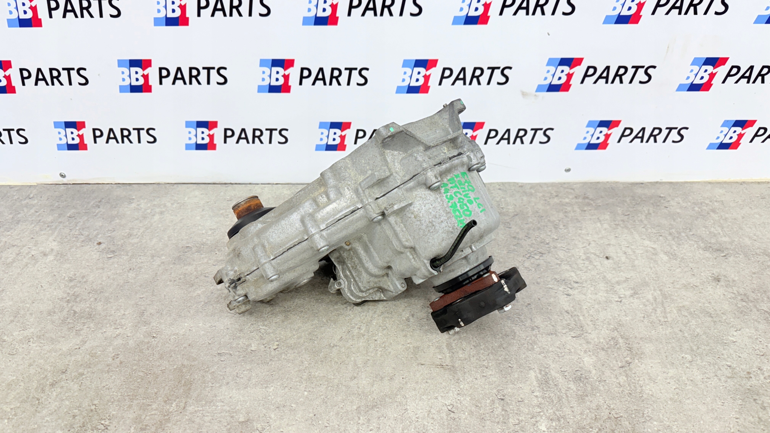 BMW E70 E71 X5 X6 REDUKTOR distributore X-DRIVE ATC 450 N55 N57 7635636