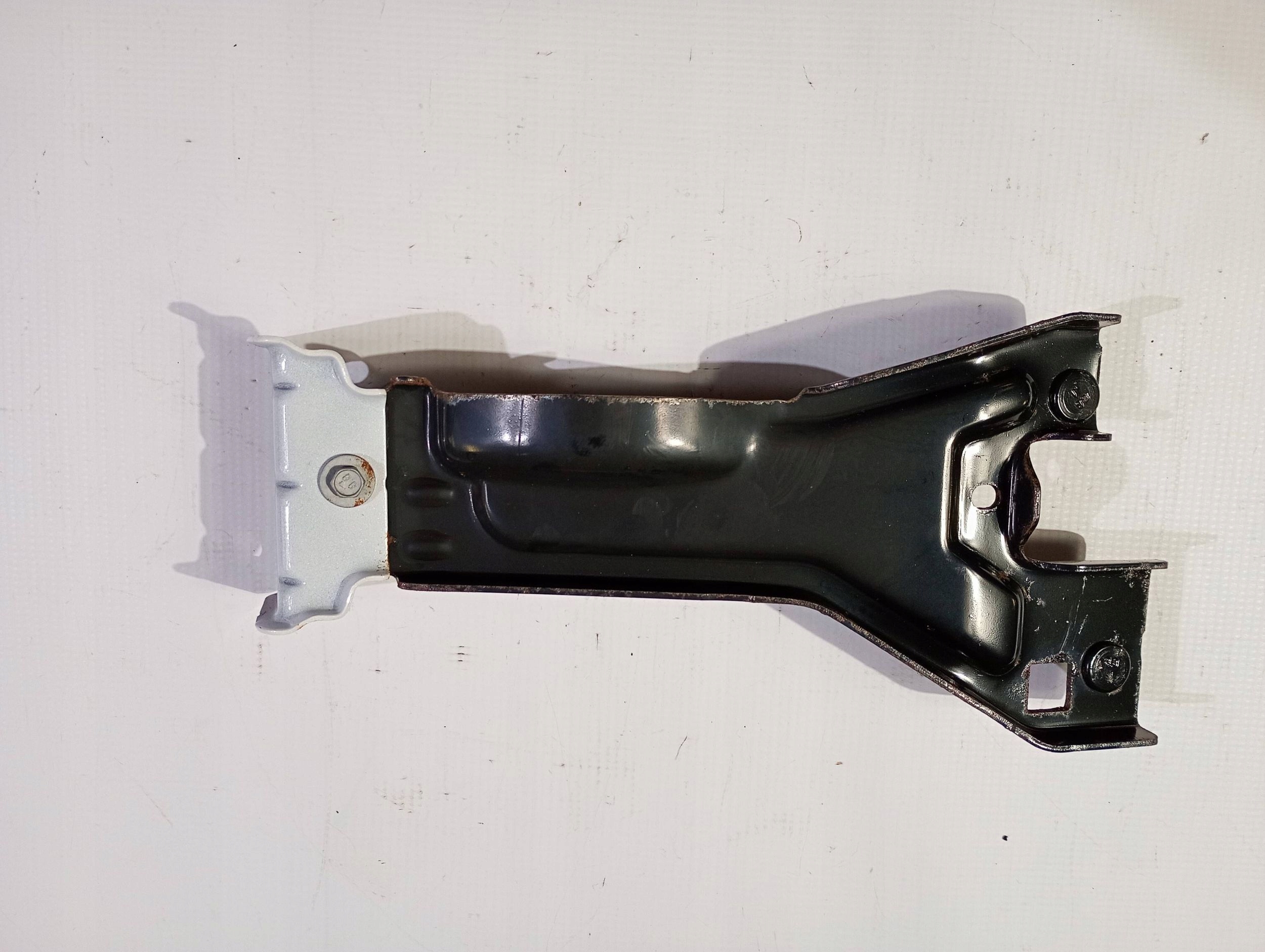 console holder pillar below bonnet latch lock Ford Edge II 2015