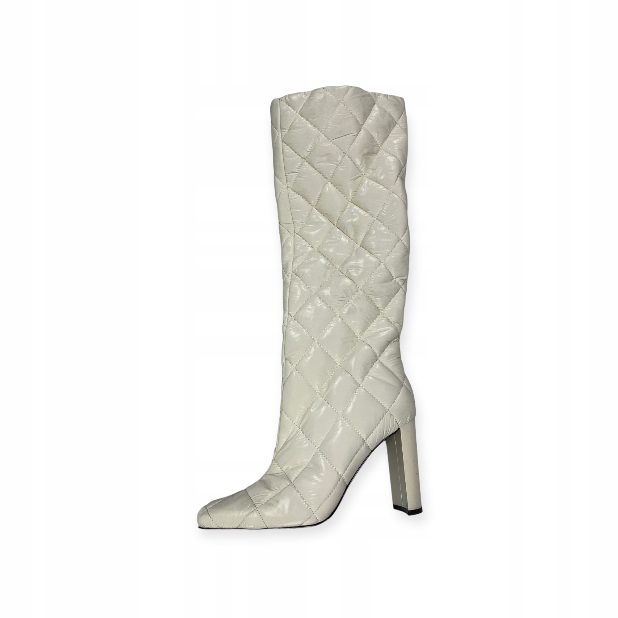 Dlouhé bílé dámské kozačky s podpatkem Aldo 40