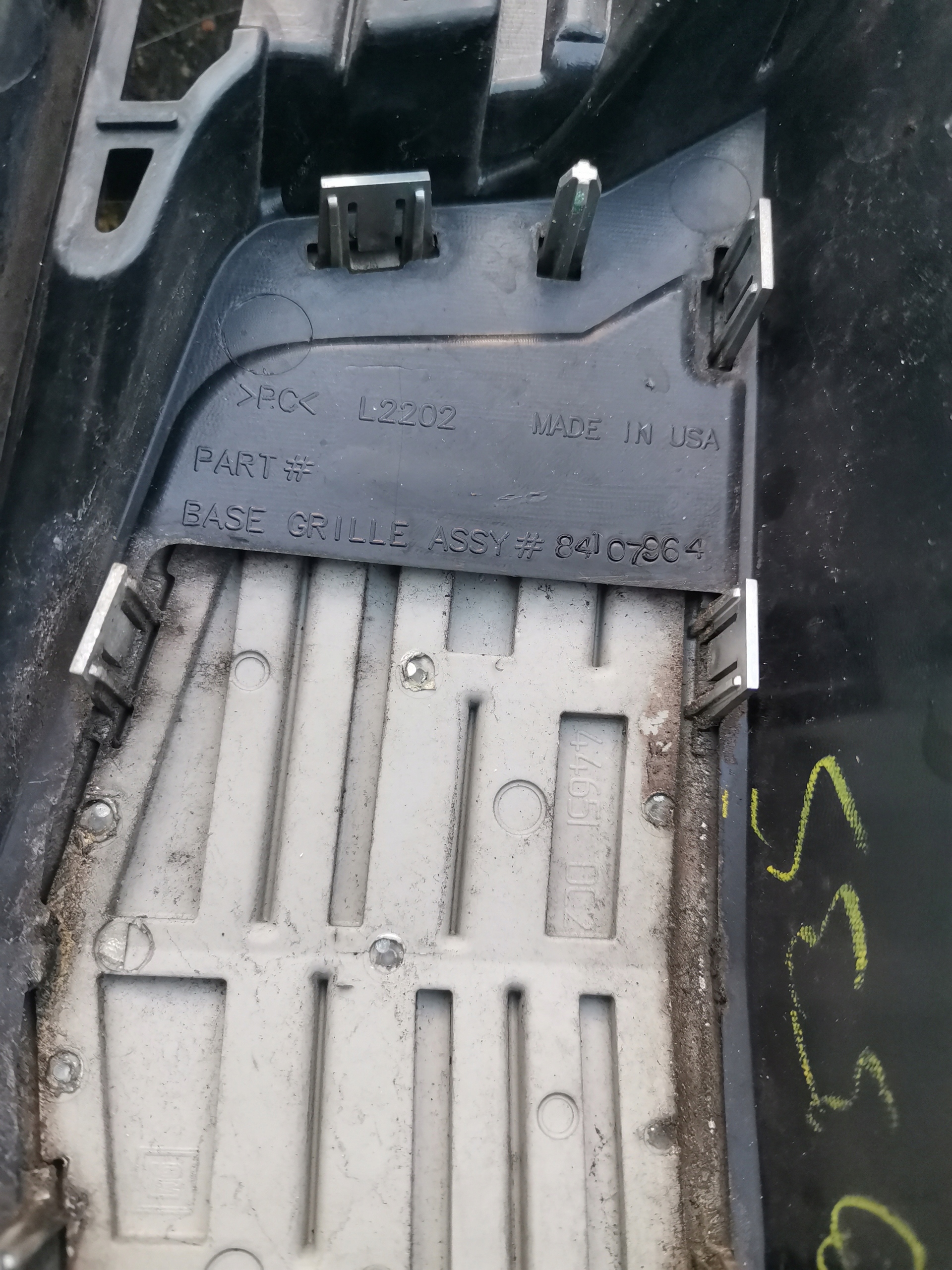 CADILLAC XT5 2017-2019 Grill 84107964 Strona zabudowy przód