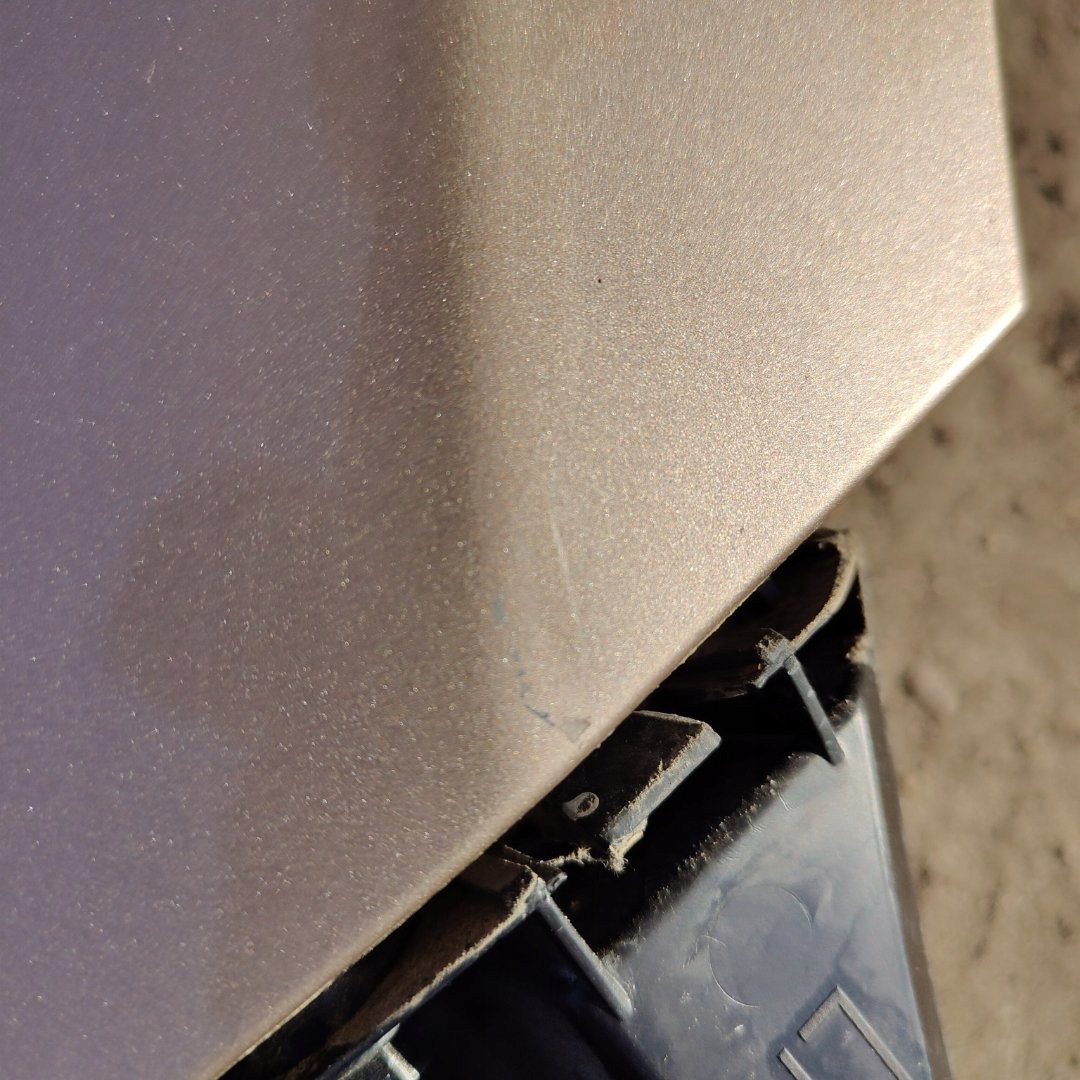 fender front left VOLVO V40 II CROSS COUNTRY code LAKIERU 708